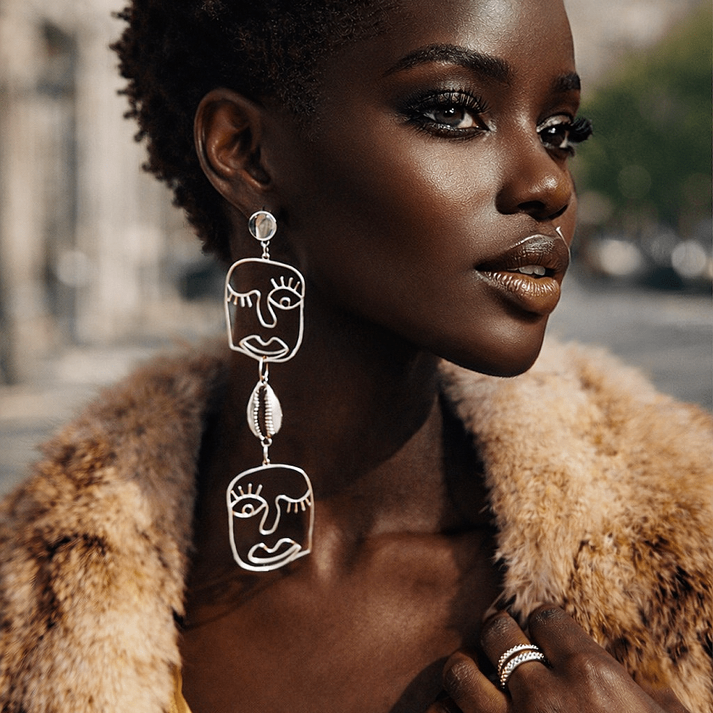 Abstract Muse Silver Face Earrings - Trufacebygrace