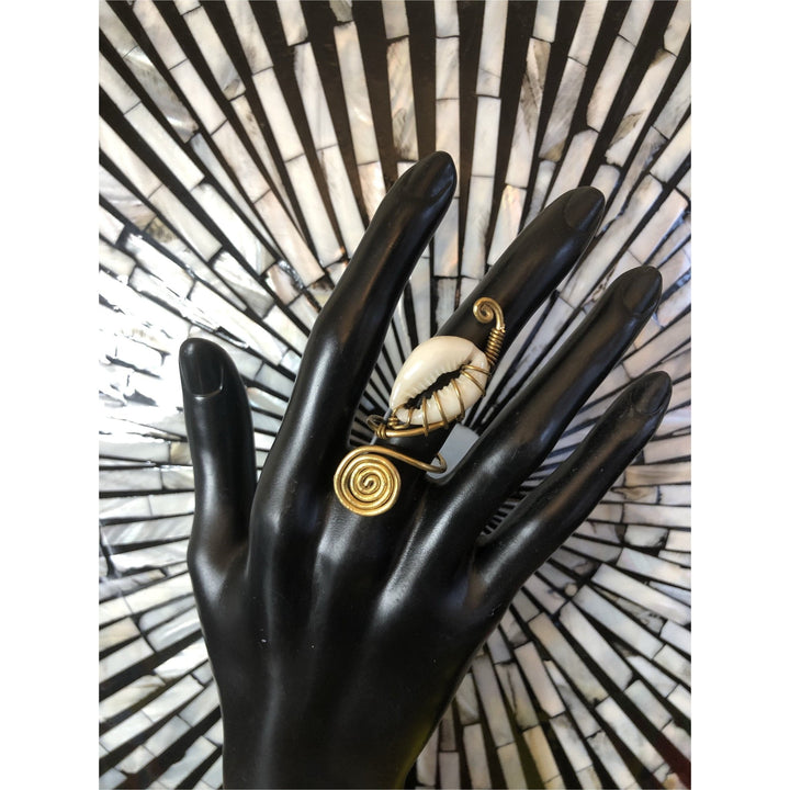 Adjustable Cowrie Shell Rings - Trufacebygrace
