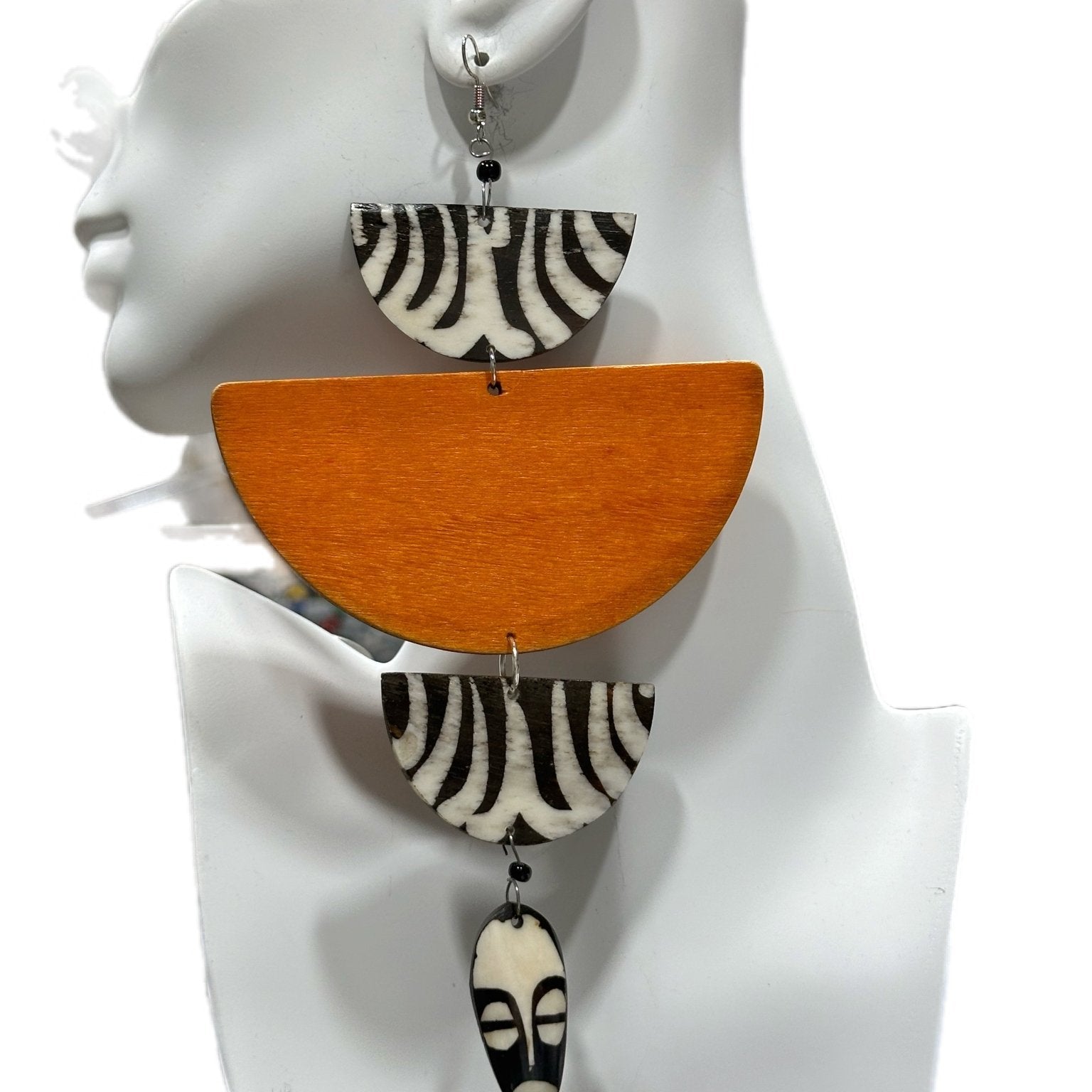 African in my veins horn and wood earrings - Trufacebygrace