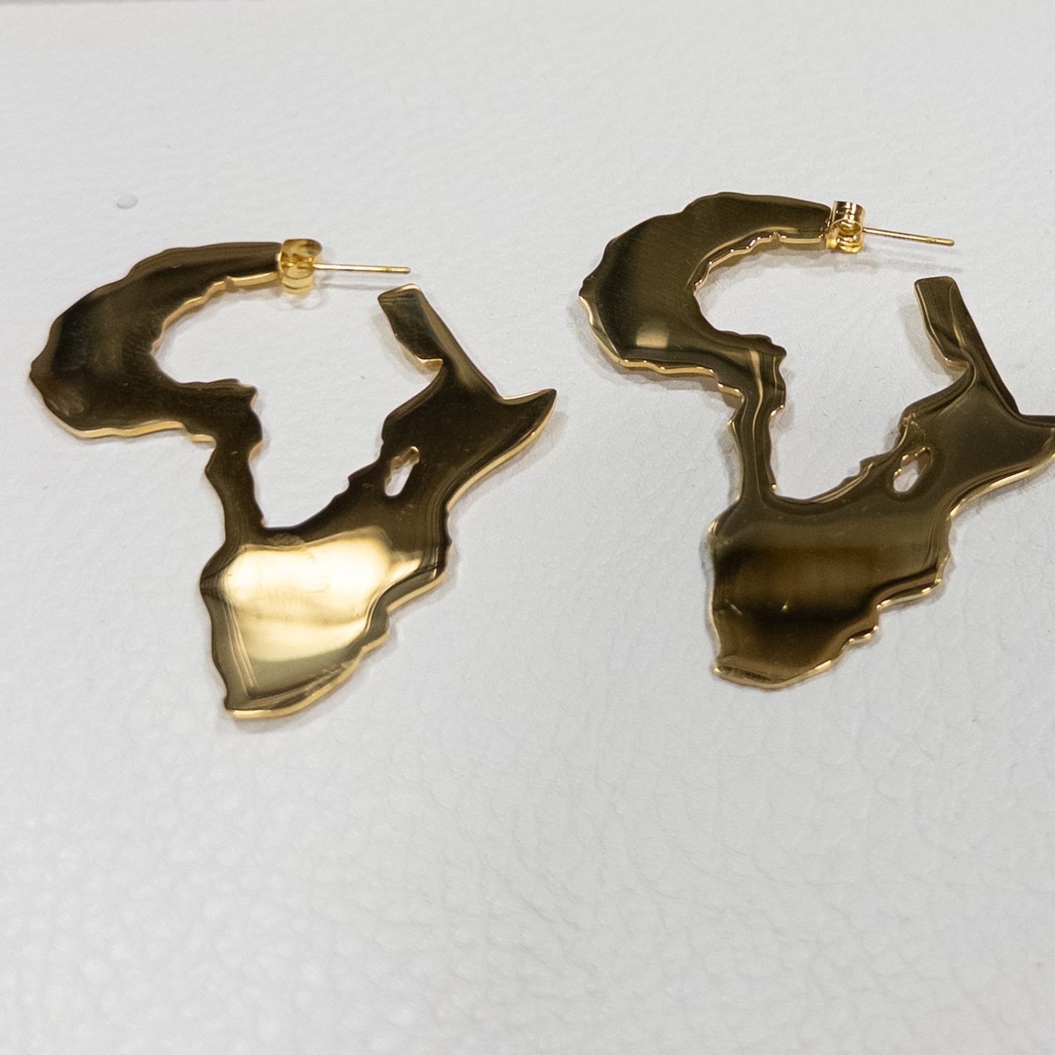 African Map Solid Hoop Earrings - Trufacebygrace