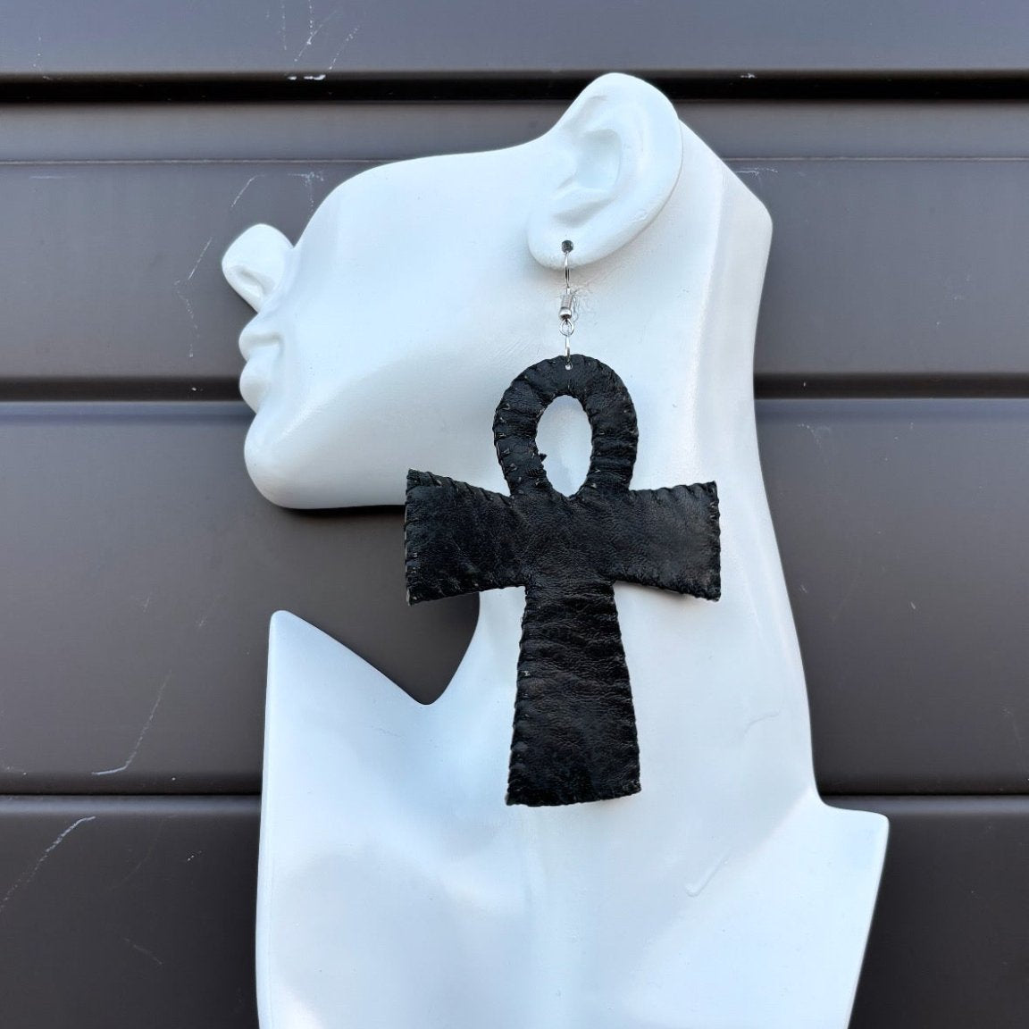Aminata Genuine leather Earring - Trufacebygrace