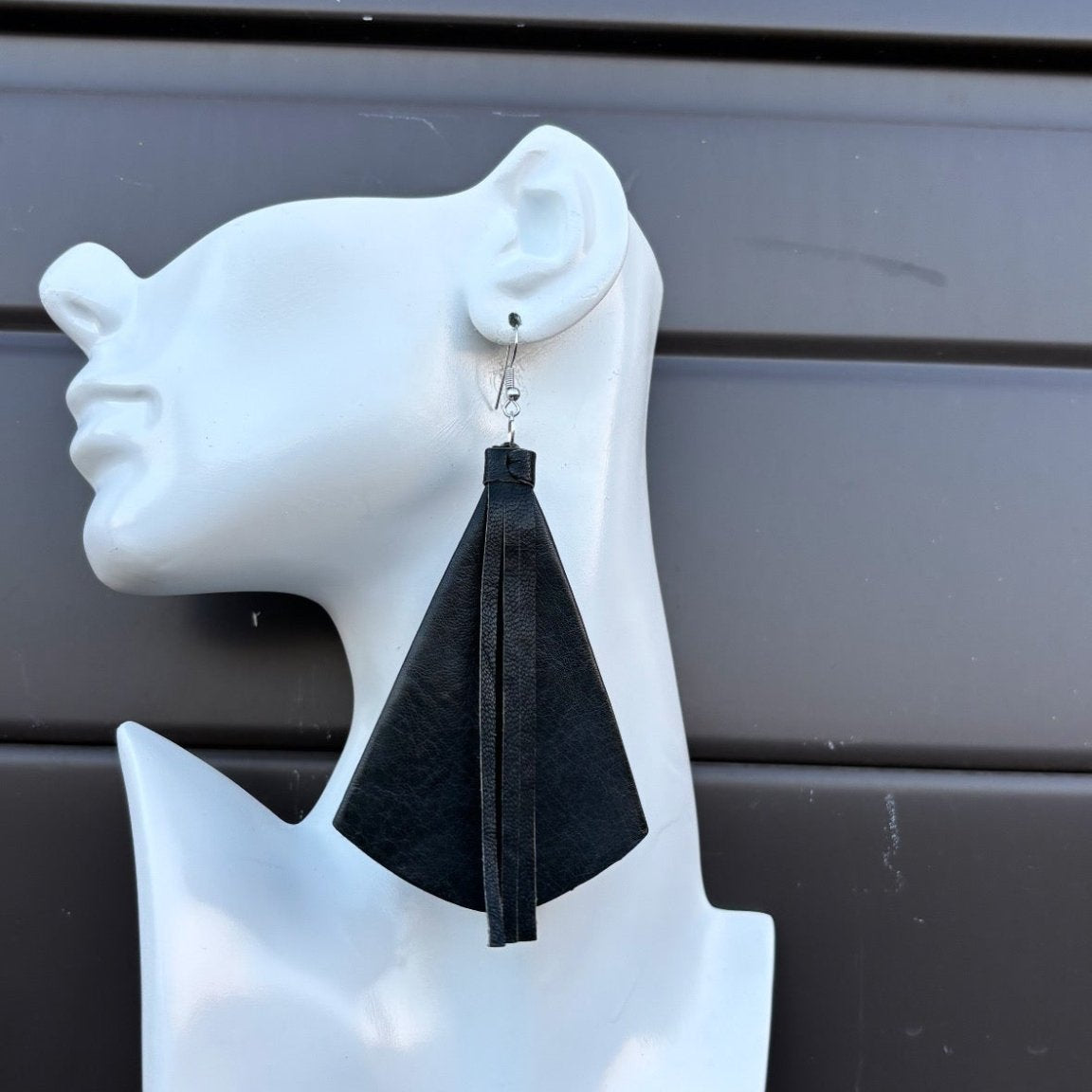 Aminata Genuine leather Earring - Trufacebygrace