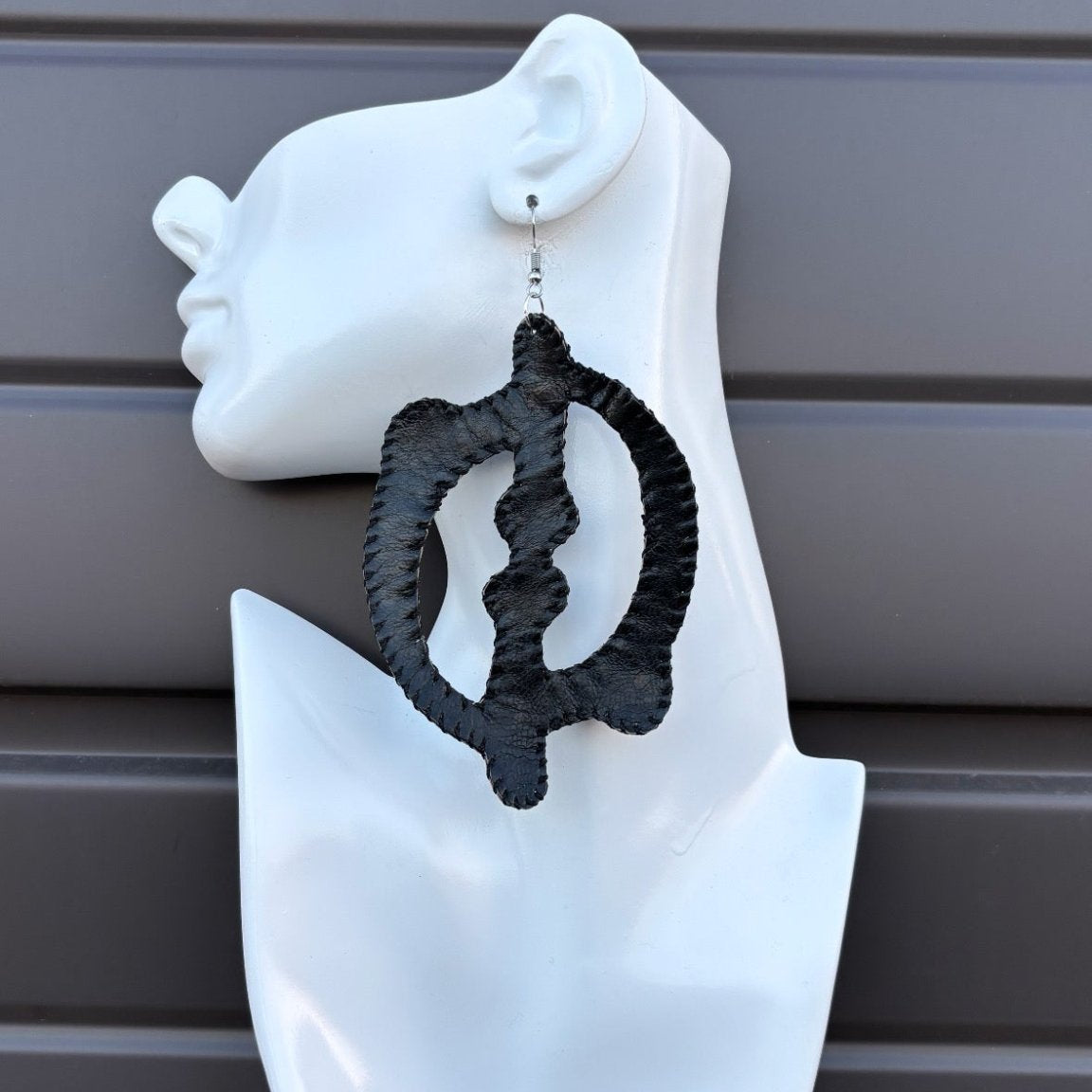 Aminata Genuine leather Earring - Trufacebygrace