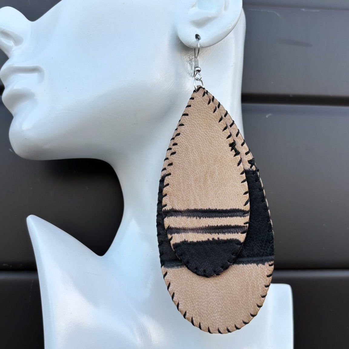 Aminata Genuine leather Earring - Trufacebygrace
