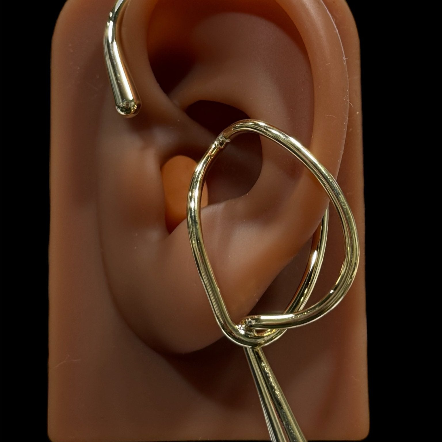 Asu adie ear cuff/ ear clip - Trufacebygrace