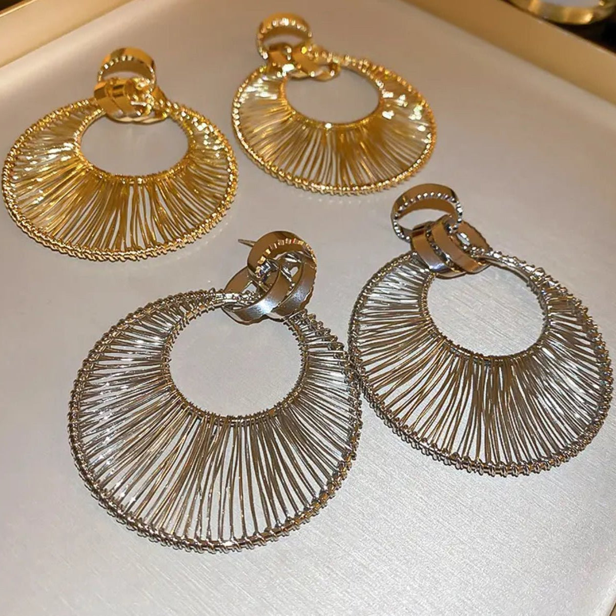 Awu Fan Earrings - Trufacebygrace