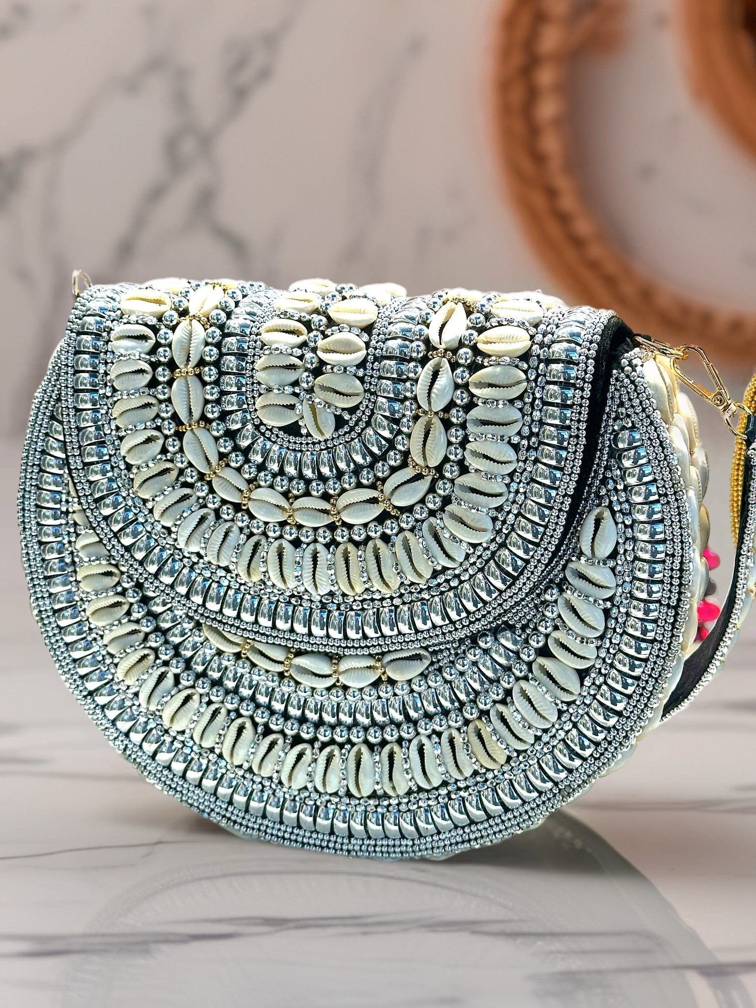 Bahari Luxe Cowry Shell Clutch - Trufacebygrace