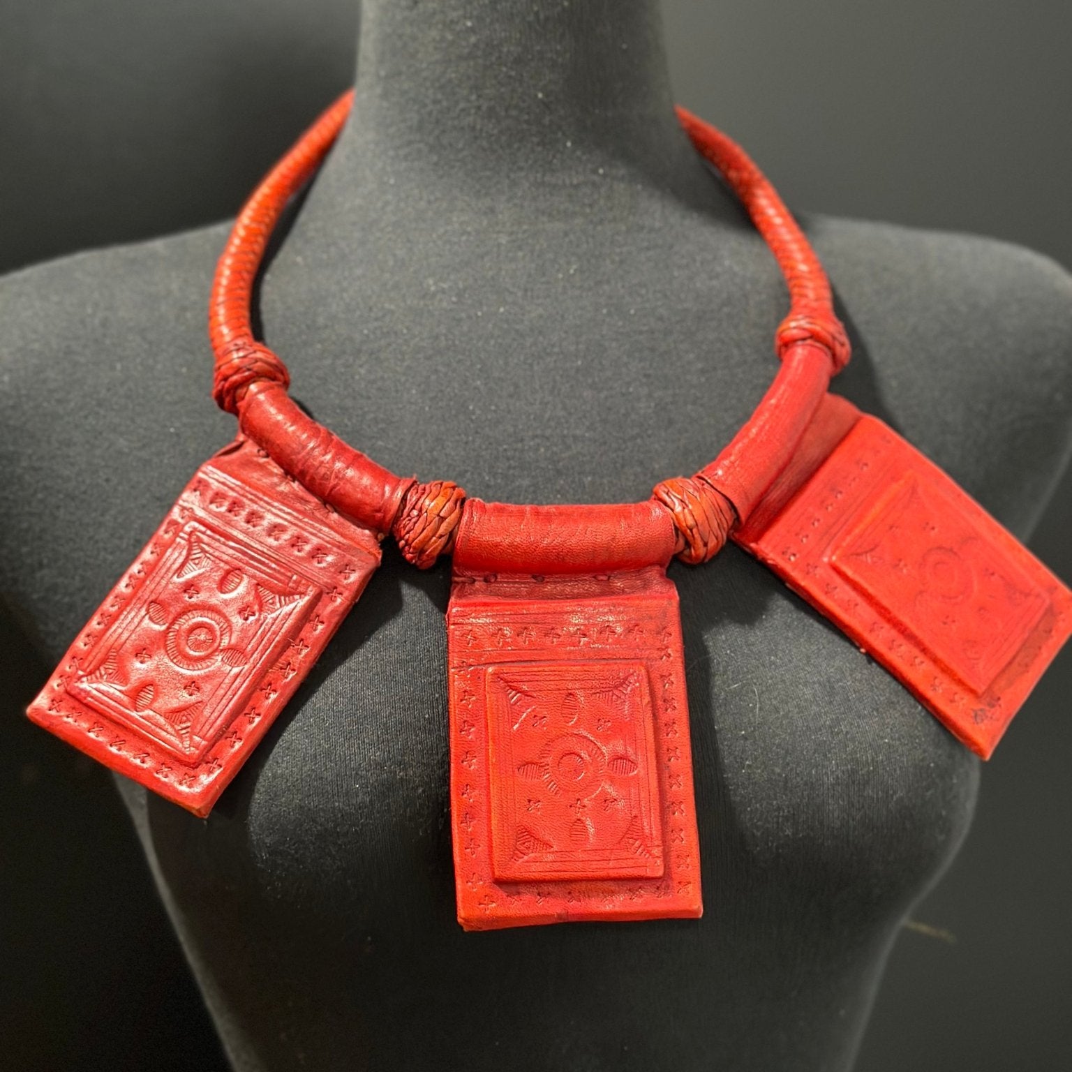 Barima leather Necklace - Trufacebygrace