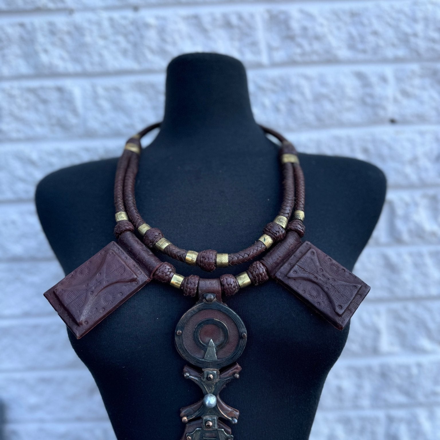 Barimah Oversized Unisex Tuareg Key of the desert Necklace - Trufacebygrace