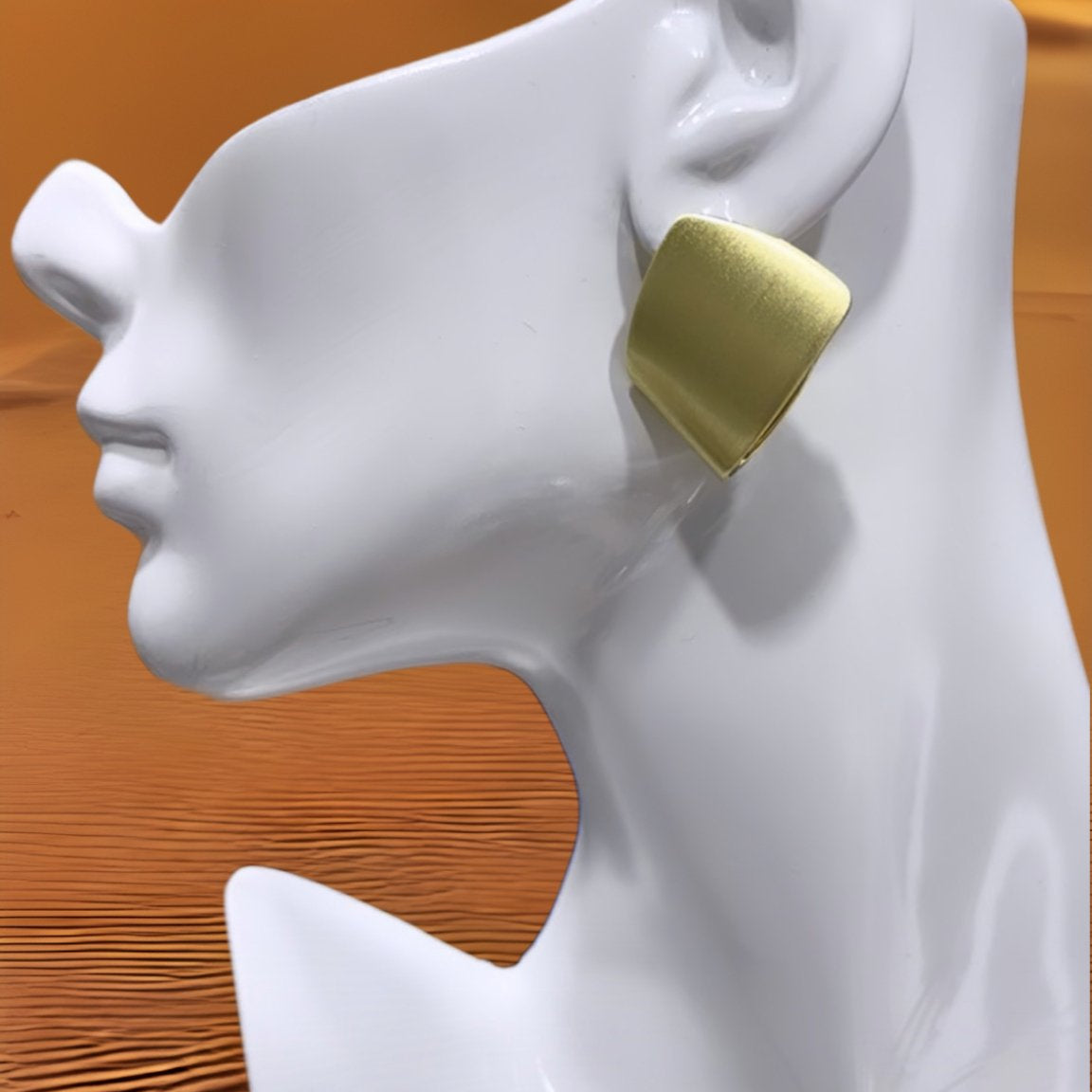 Brushed Gold simple Stud earrings - Trufacebygrace