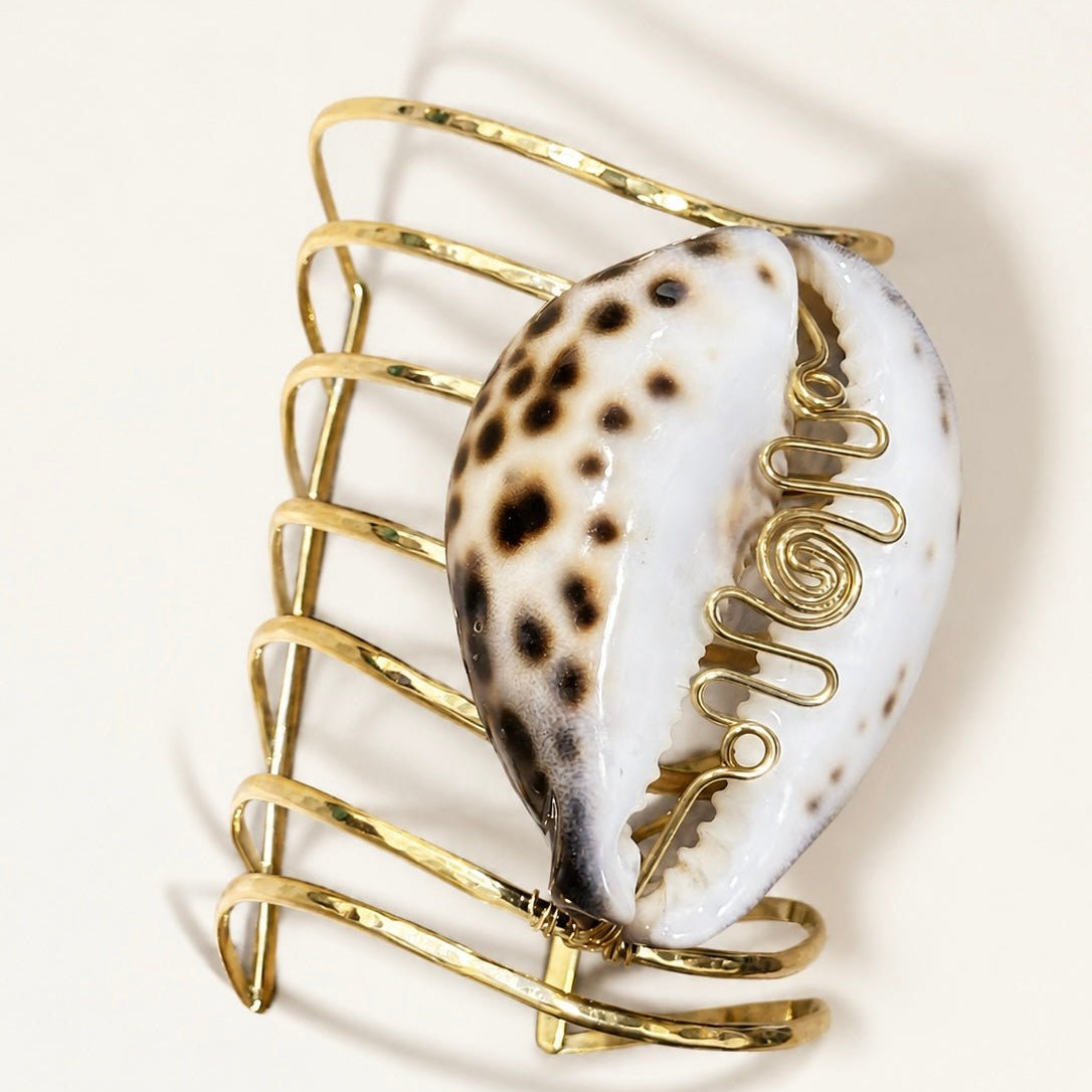 Cowry Ne Brass Bracelet - Trufacebygrace