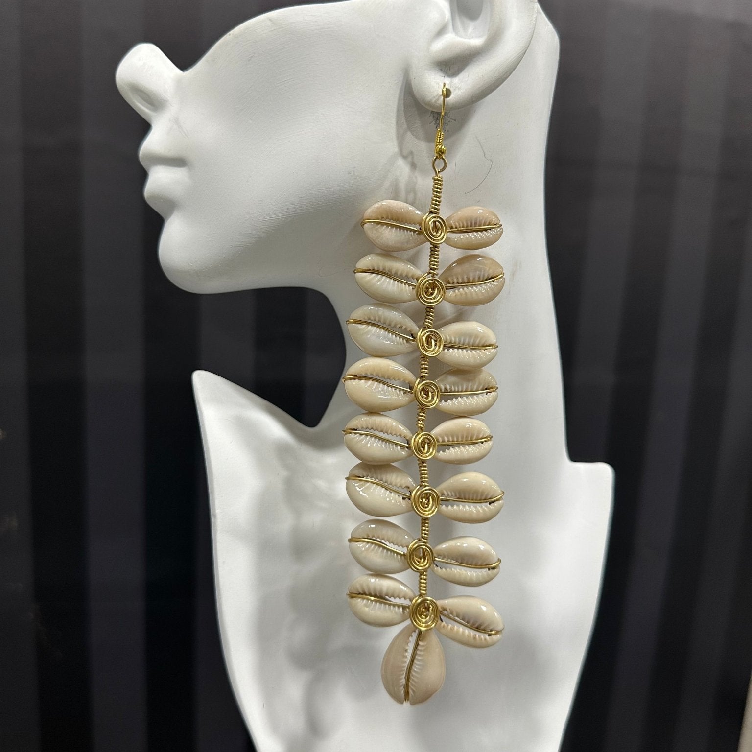 Cowry shell hanging Vine Earrings - Trufacebygrace