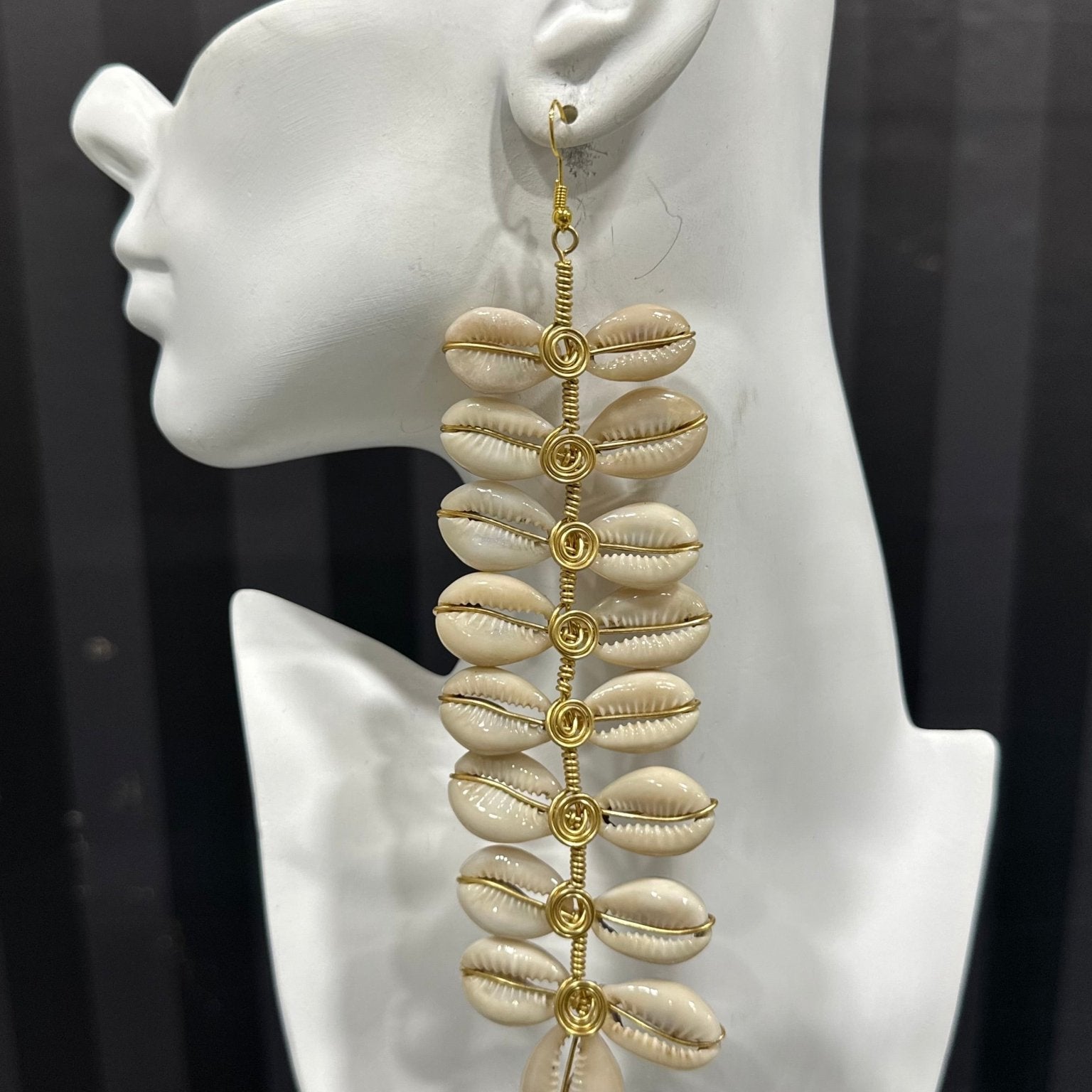 Cowry shell hanging Vine Earrings - Trufacebygrace