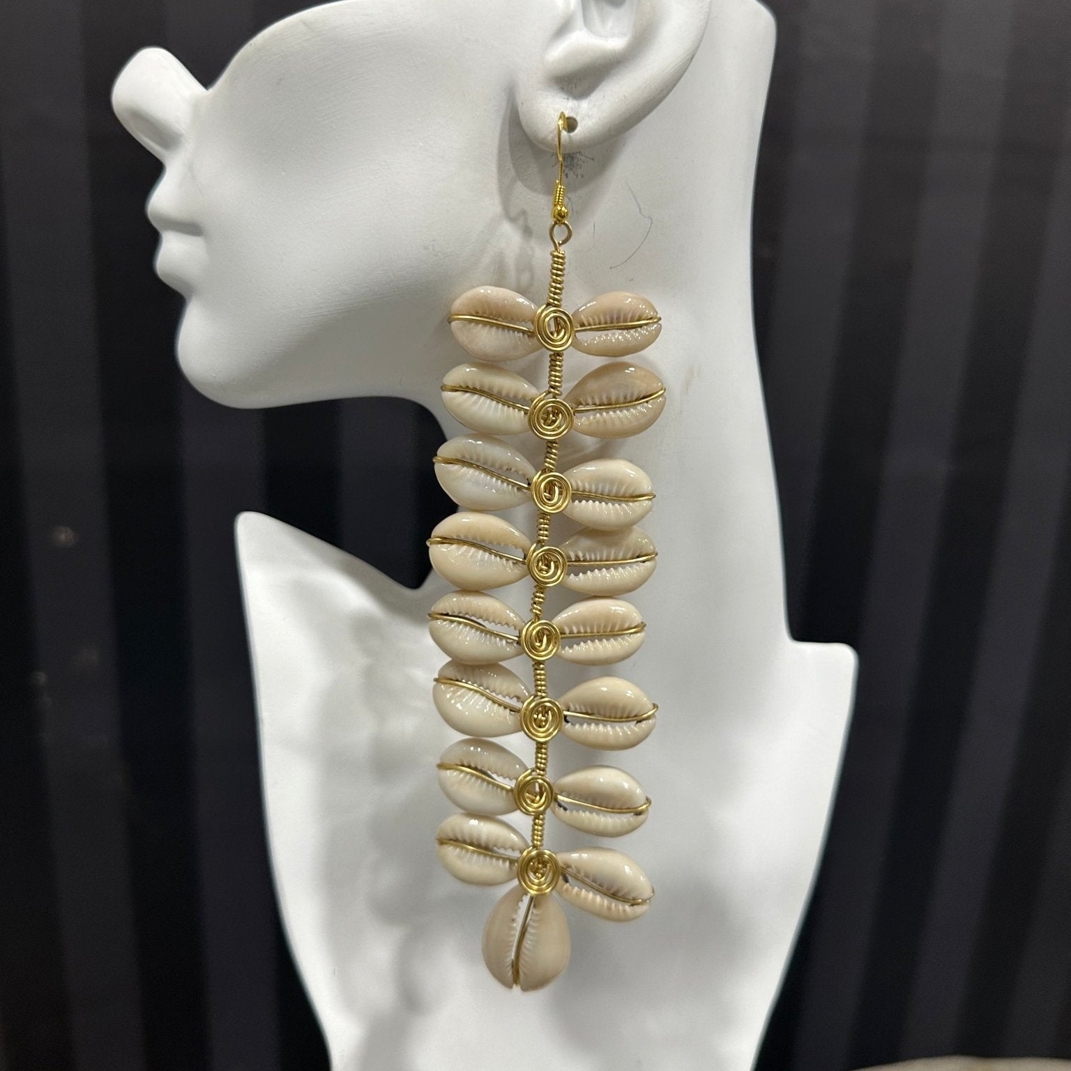 Cowry shell hanging Vine Earrings - Trufacebygrace