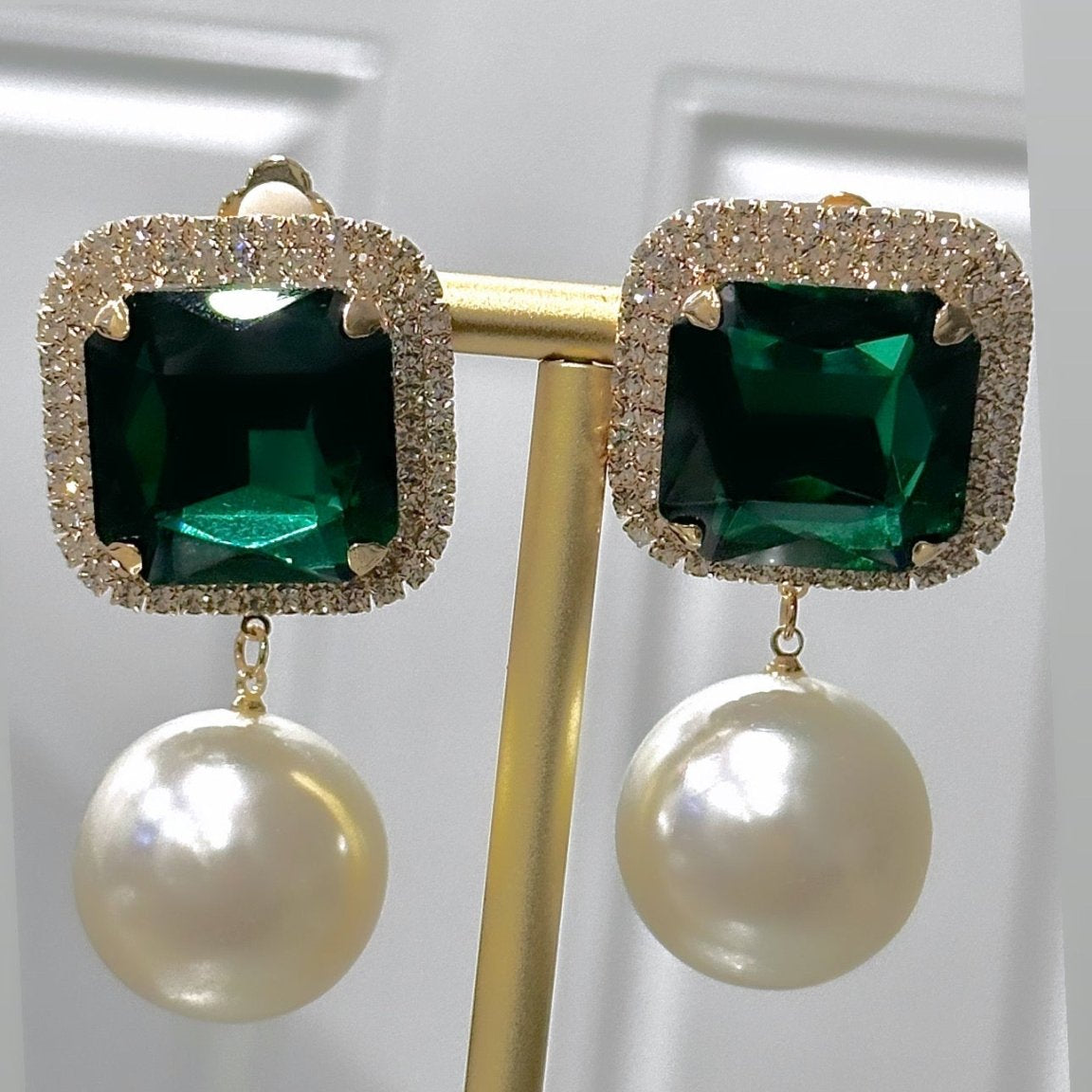 Crystal and Drop Pearl Clip on Earrings - Trufacebygrace