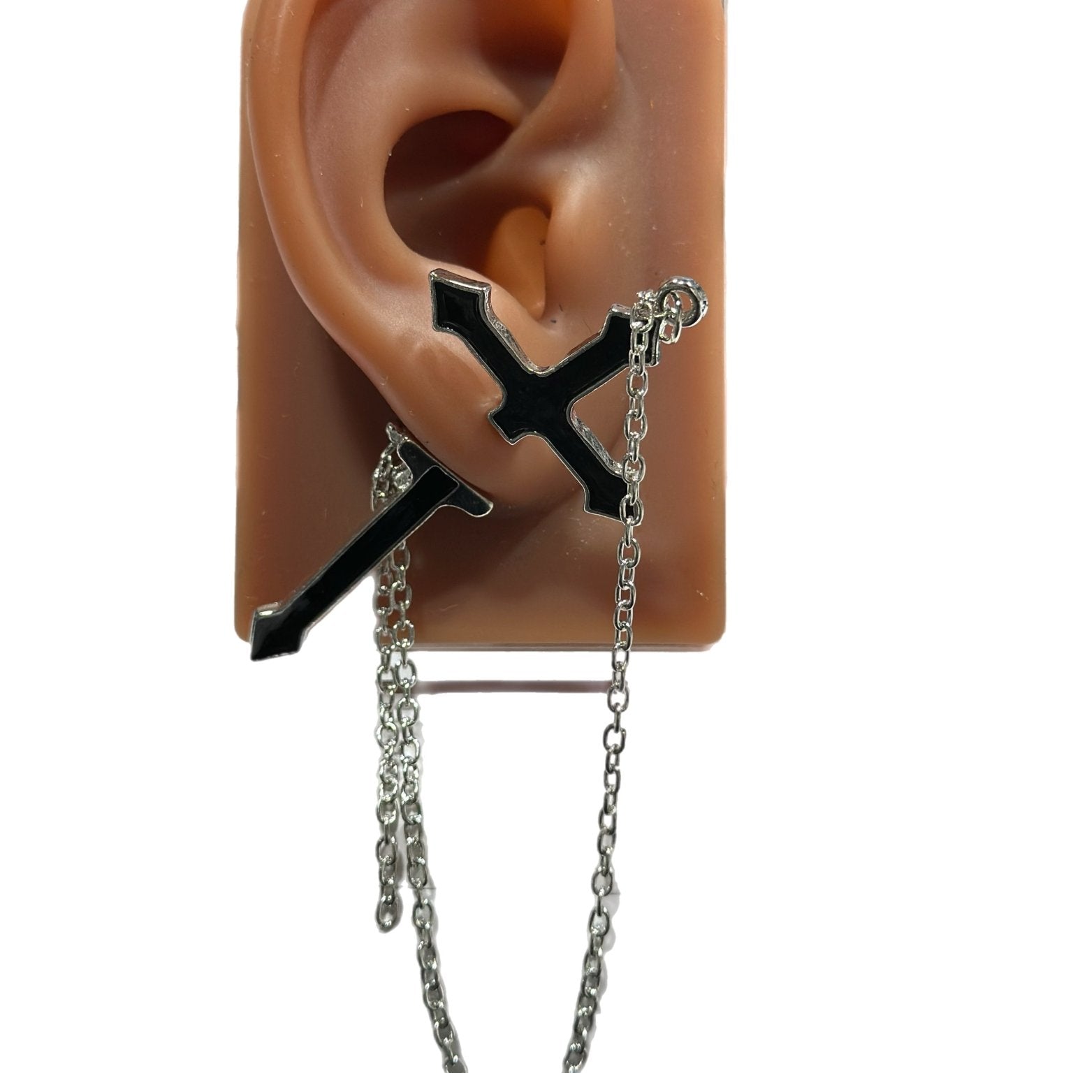 Donna Sword / Dagger earring - Trufacebygrace