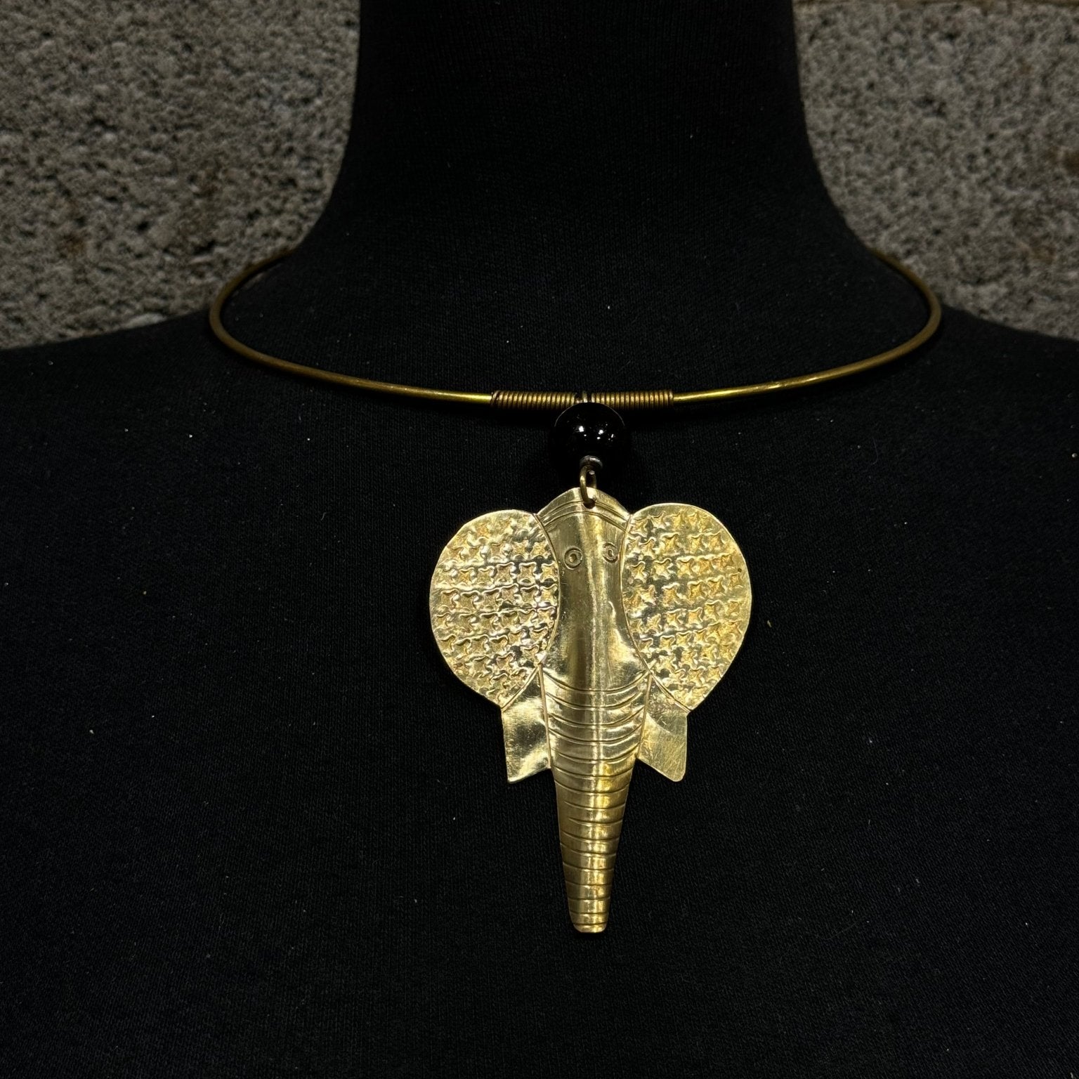 Elephant head pendant Necklace - Trufacebygrace