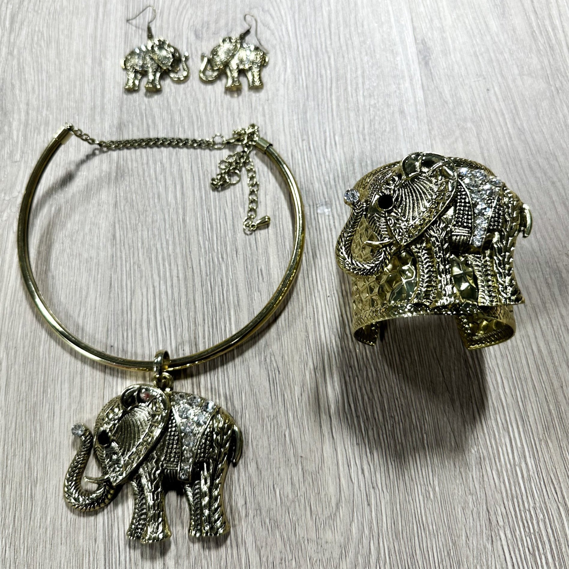 Elephant statement necklace set - Trufacebygrace