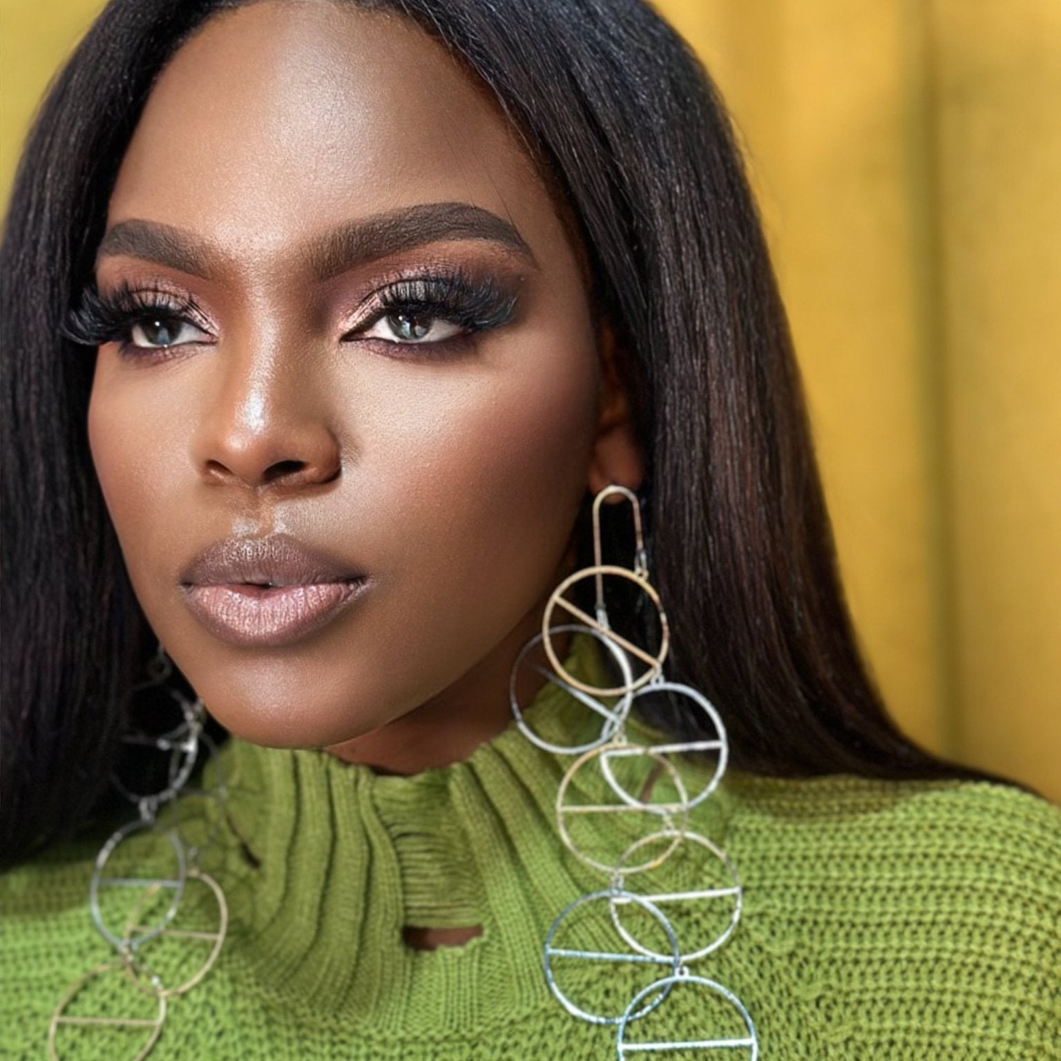 Endless Loop Dangling Earring - Trufacebygrace