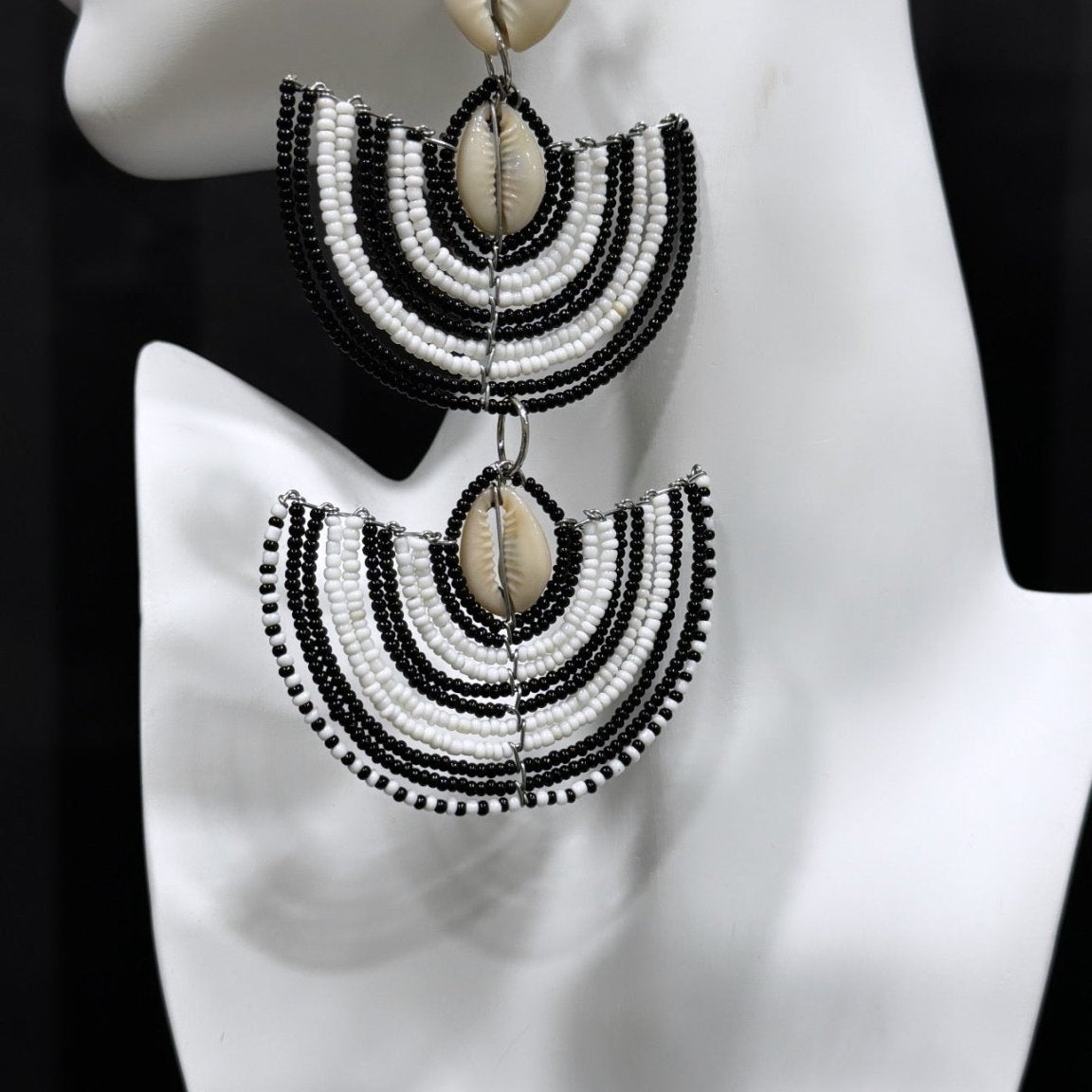 Enkare Maasai Earrings - Trufacebygrace