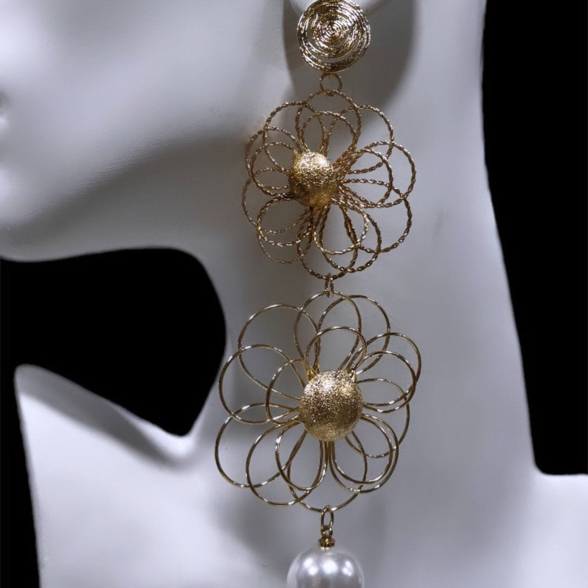 Esi Metal Flower with Pearl Earrings - Trufacebygrace