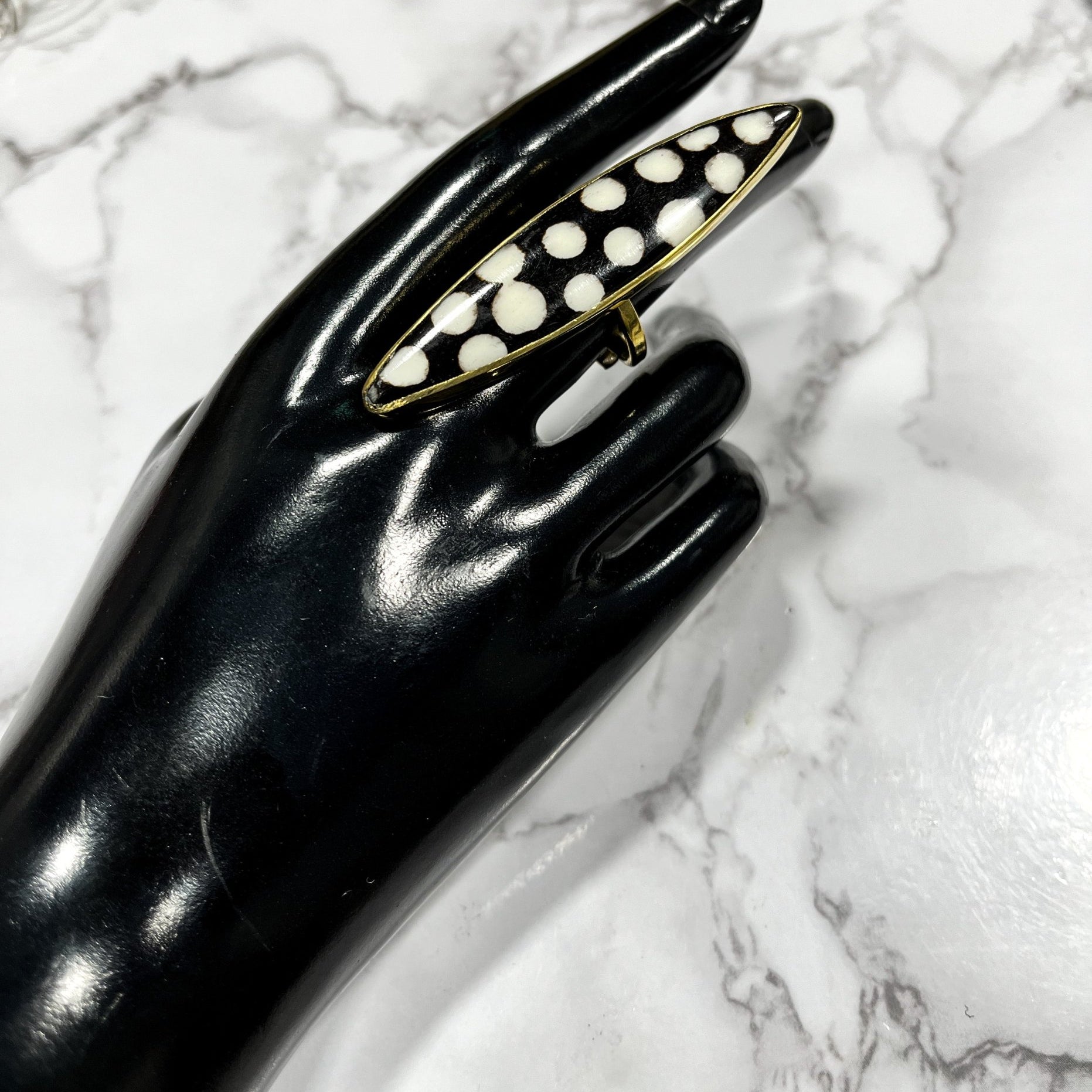 Est Noir/Blanc Batik Statement Rings - Trufacebygrace