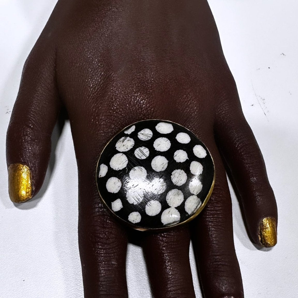 Est Noir/Blanc Batik Statement Rings - Trufacebygrace