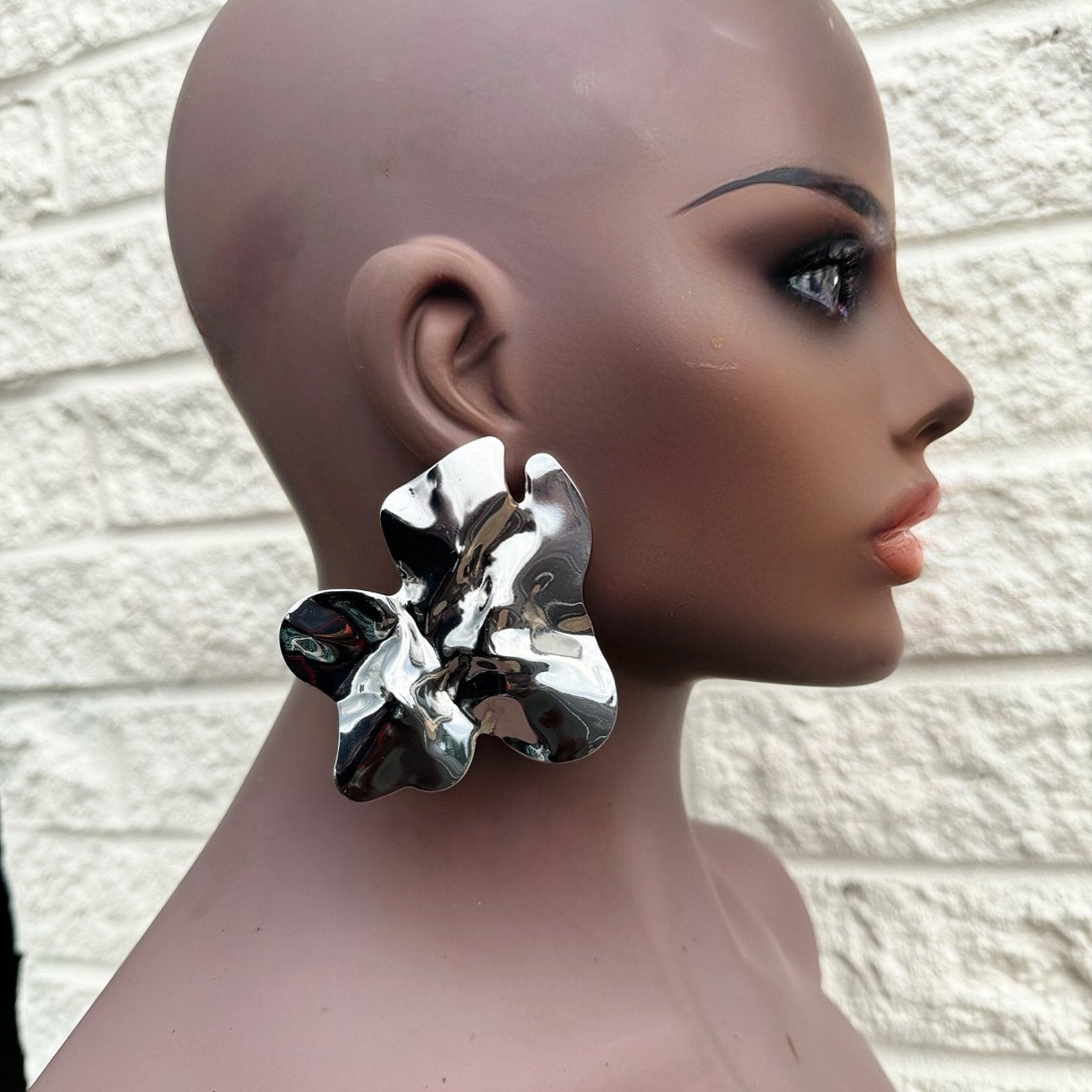Fall Leaves Stud Earrings - Trufacebygrace