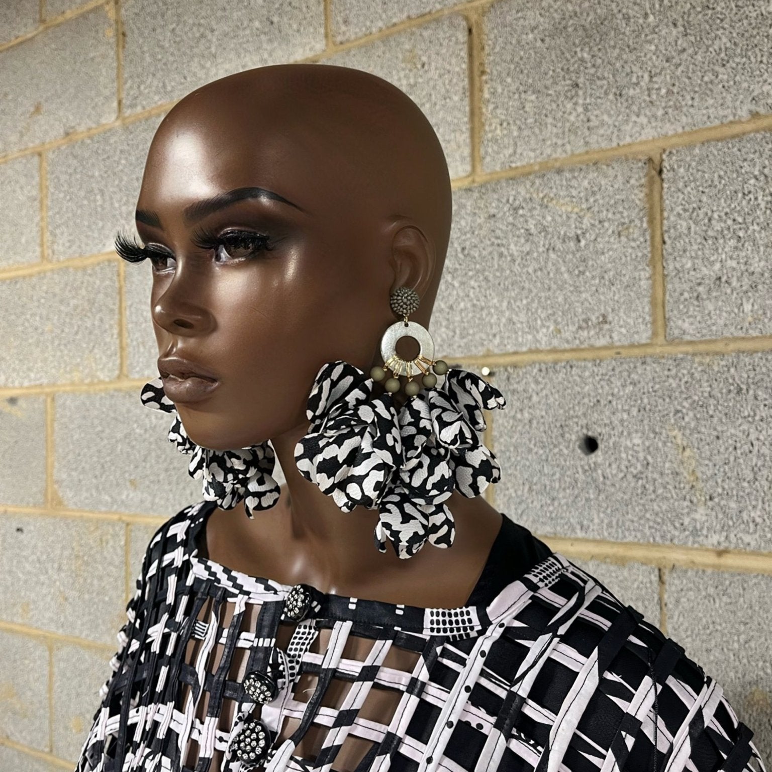 Flower Petals Puff Earrings - Prints - Trufacebygrace
