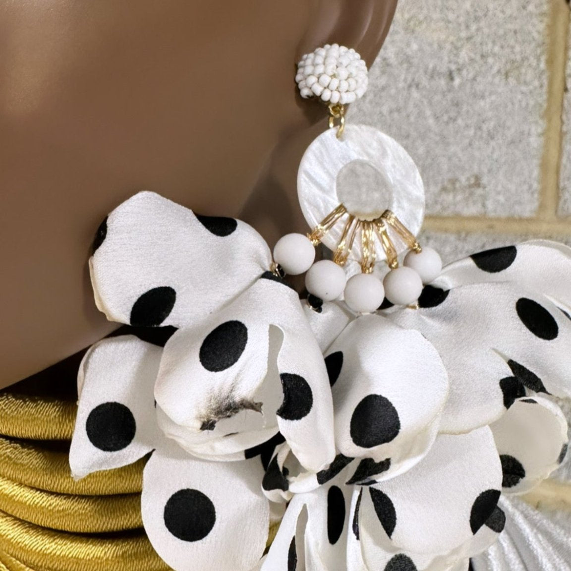 Flower Petals Puff Earrings - Prints - Trufacebygrace