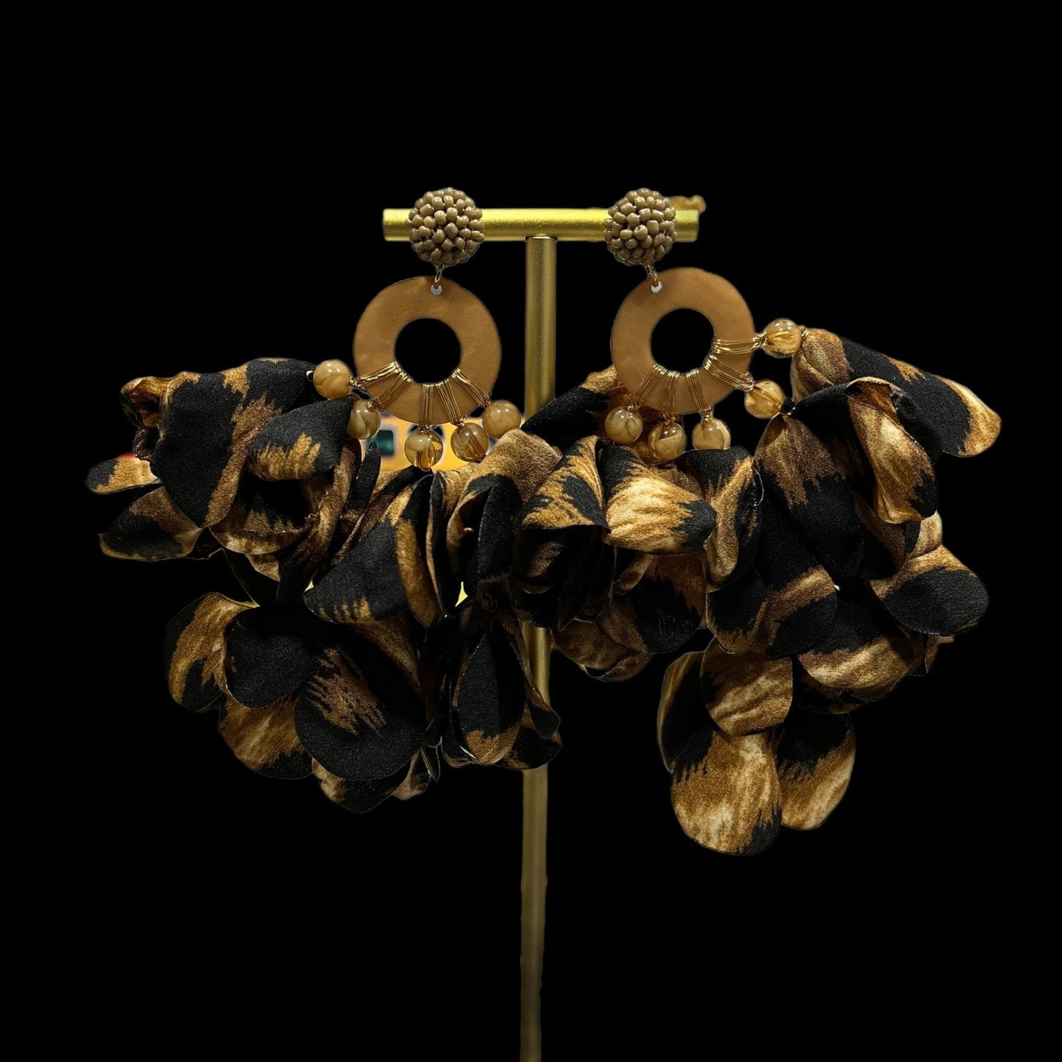 Flower Petals Puff Earrings - Prints - Trufacebygrace