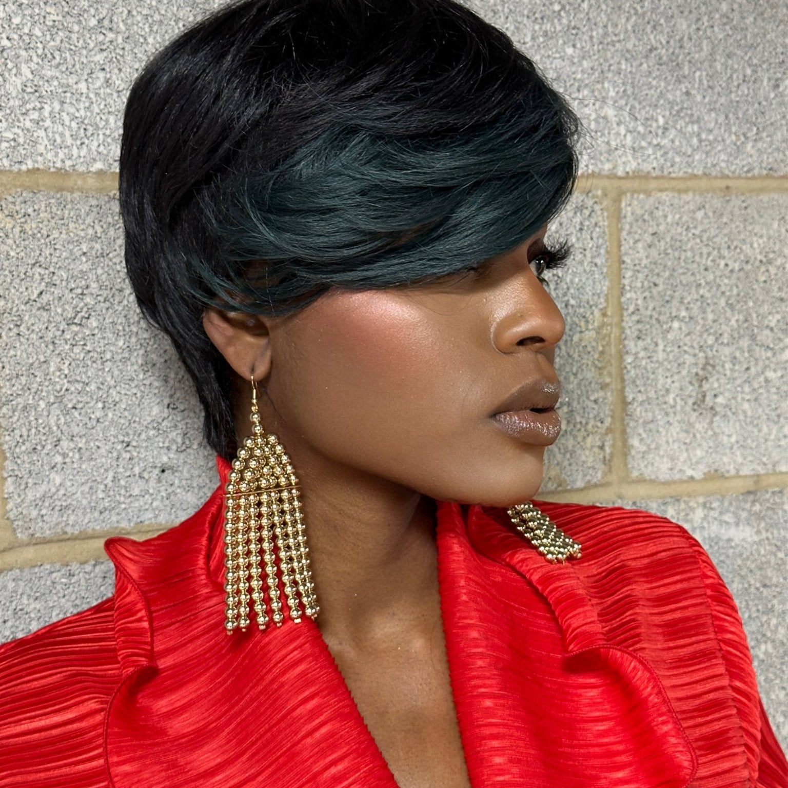Gold metal Balls fringe earrings - Trufacebygrace