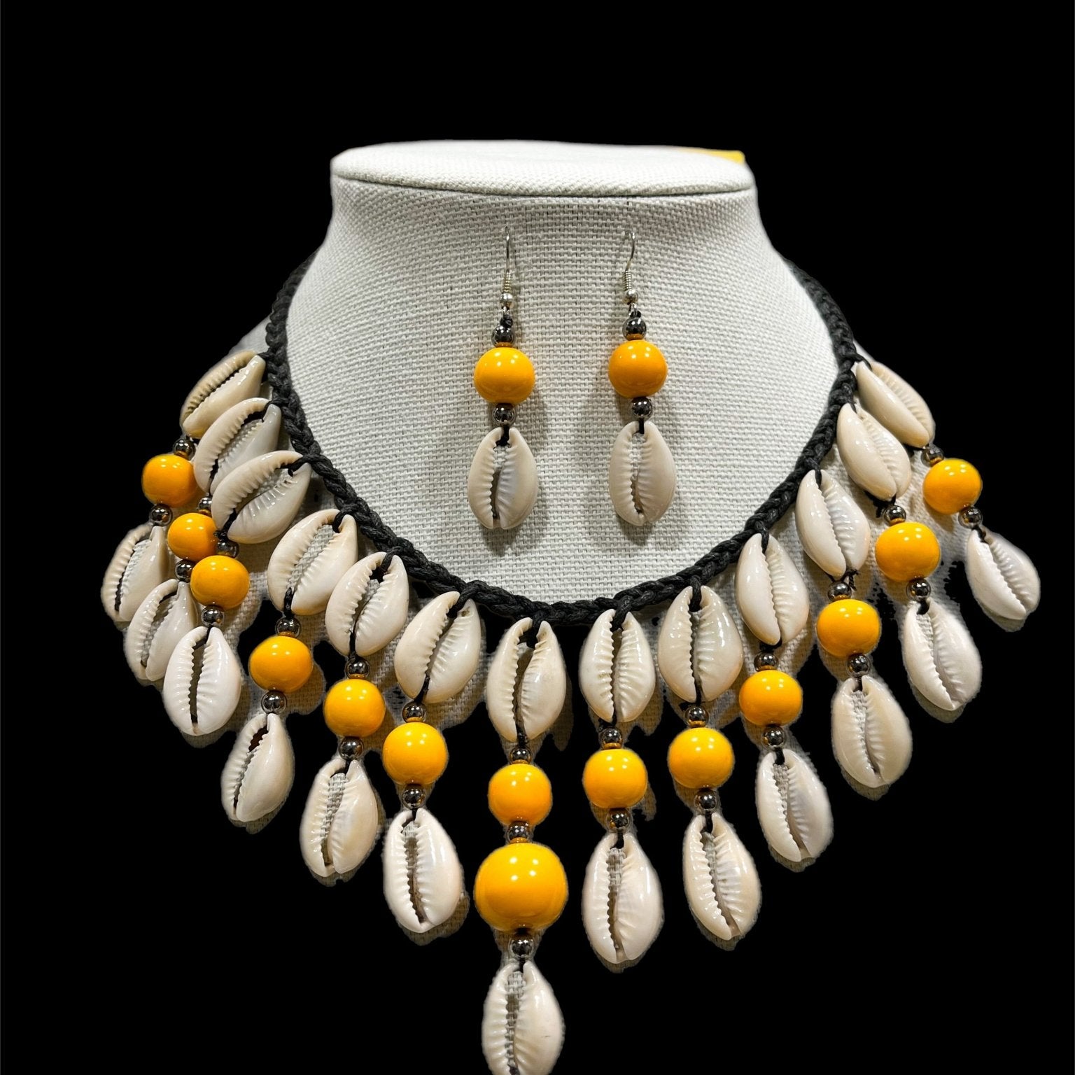 Halimato Cowry Shell Necklace Set - Trufacebygrace