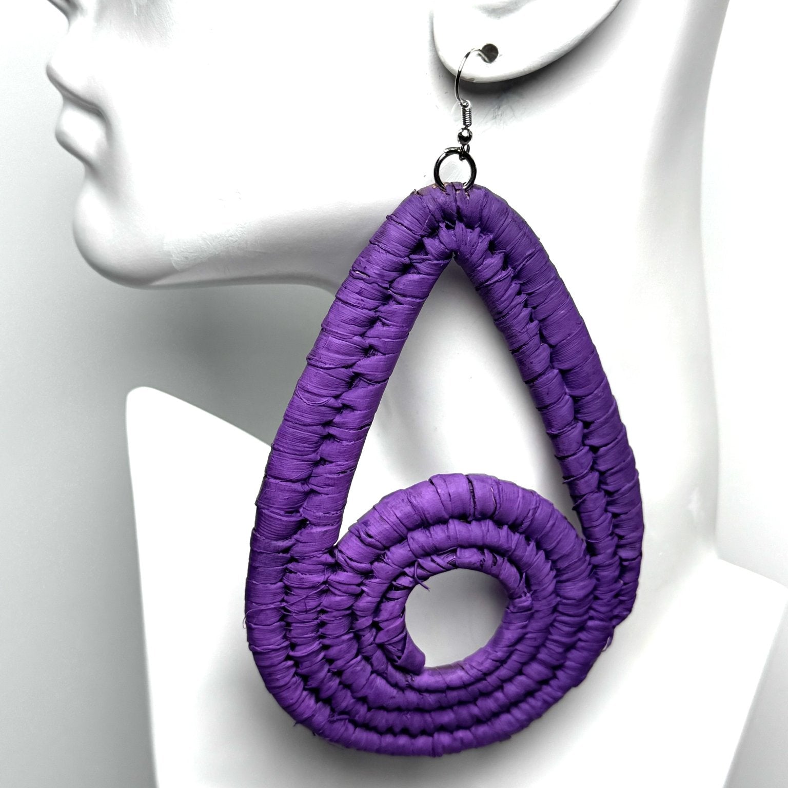 Handwoven Raffia Earrings - Trufacebygrace