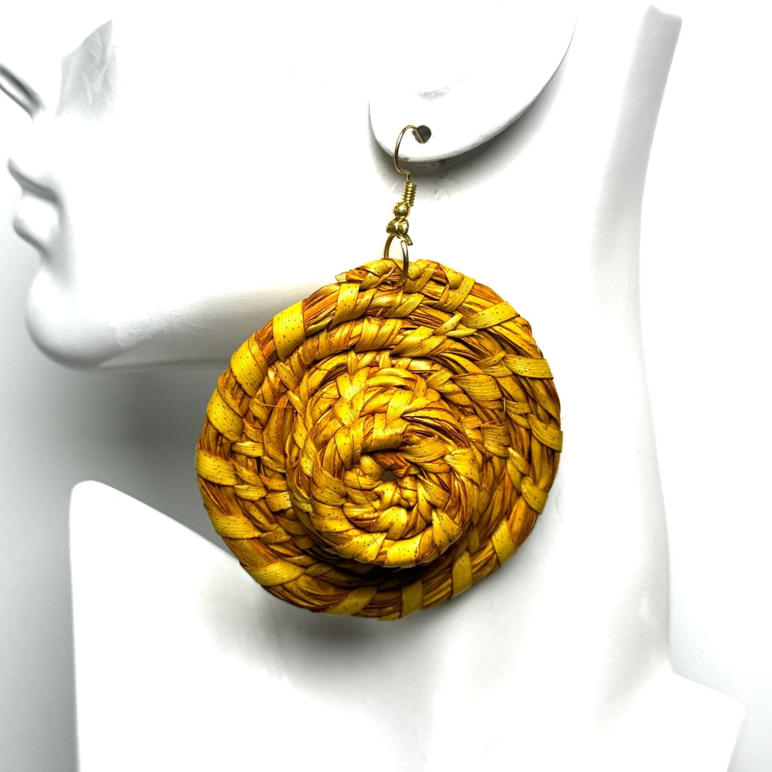 Handwoven Raffia Earrings - Trufacebygrace
