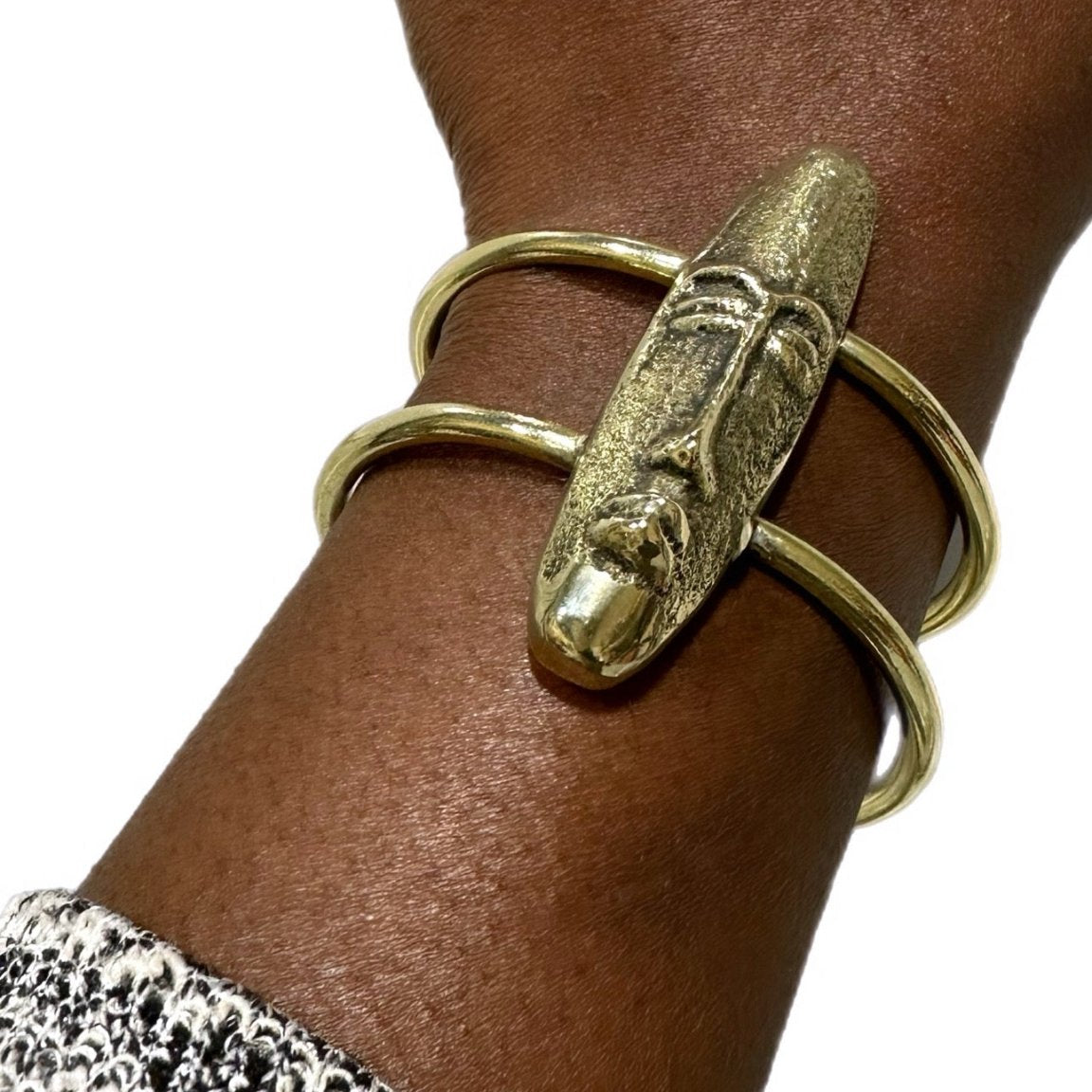 Hwɛnanim Yɔɔ African Mask Brass Bracelet - Trufacebygrace