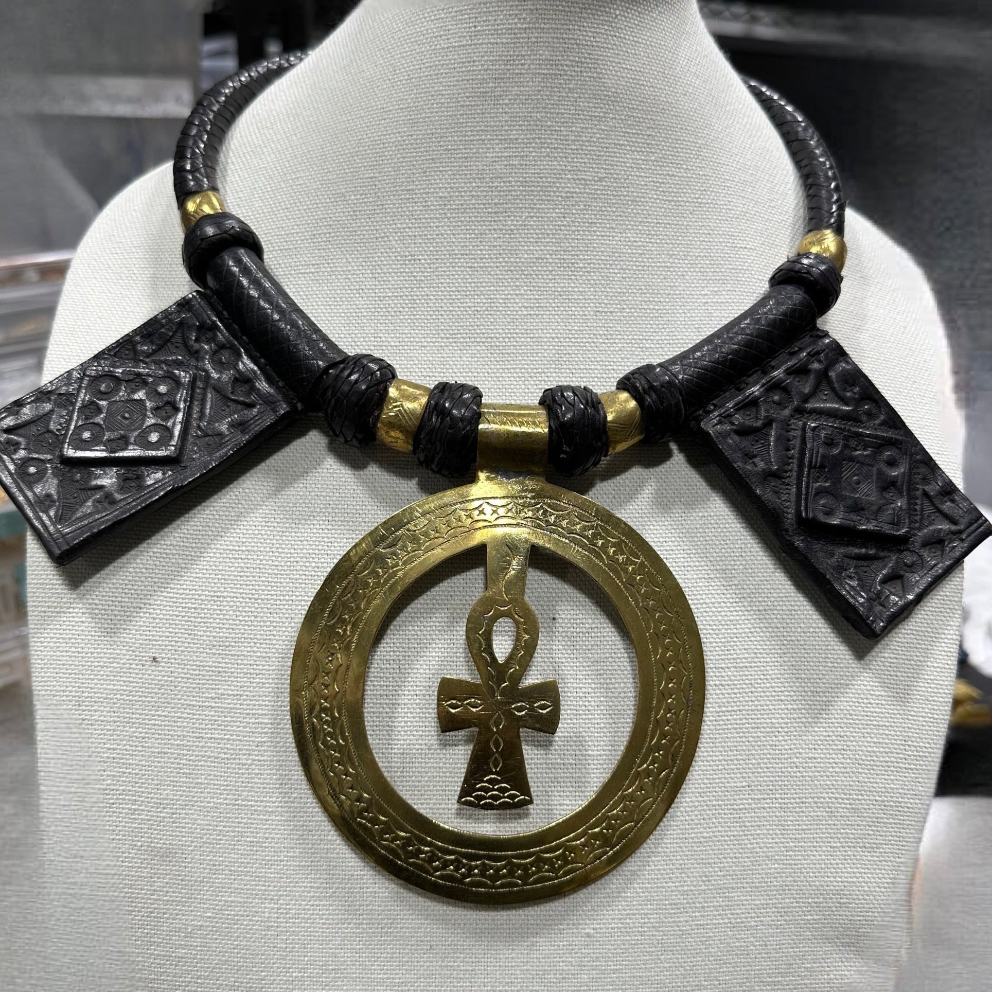 Issak Genuine Leather and oversized Ankh Pendant Necklace - Trufacebygrace