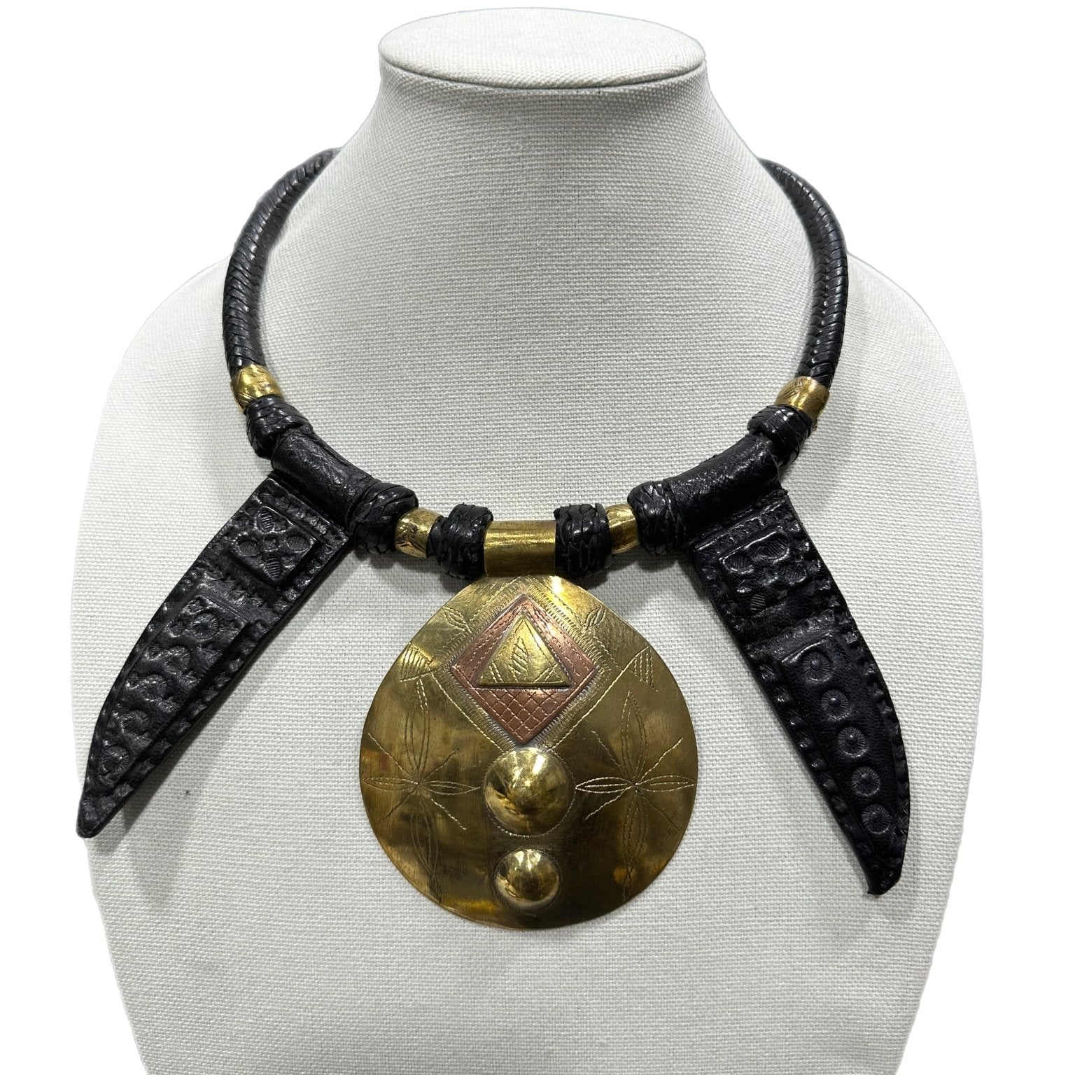 Issak Genuine Leather and oversized Ankh Pendant Necklace - Trufacebygrace