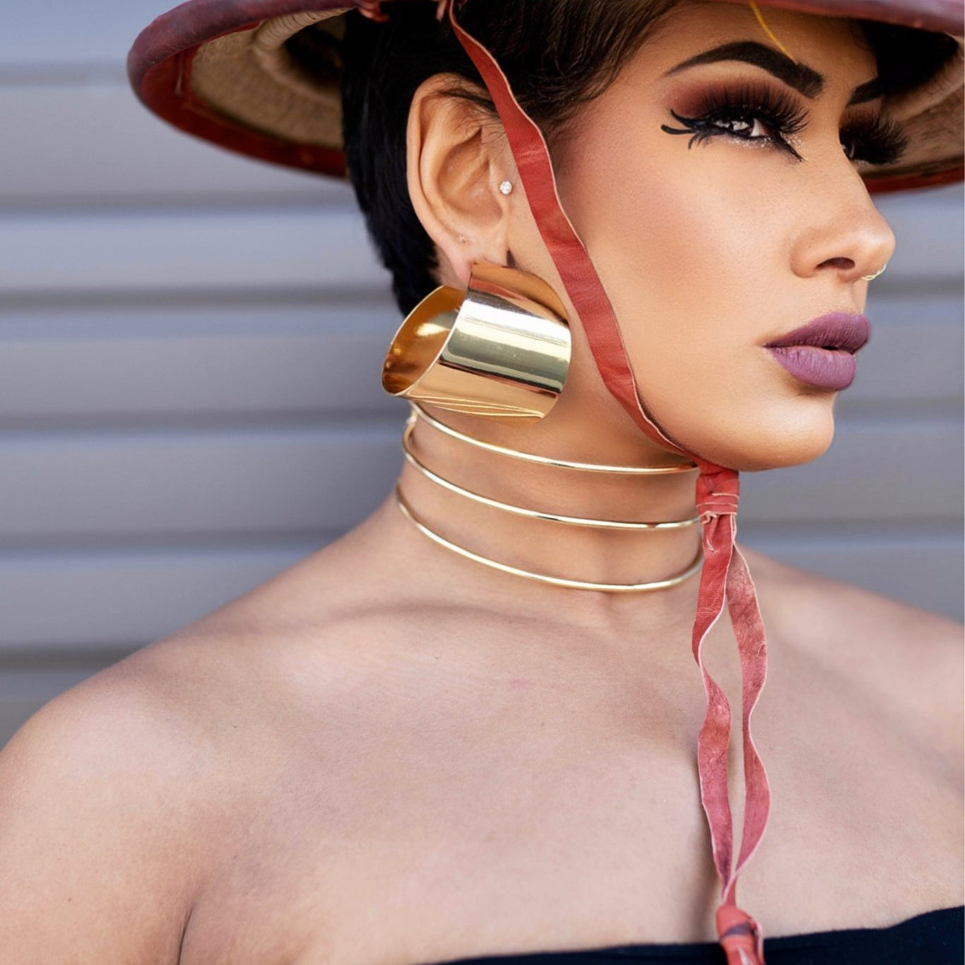 Jitu Chunky hoops Earrings - Trufacebygrace