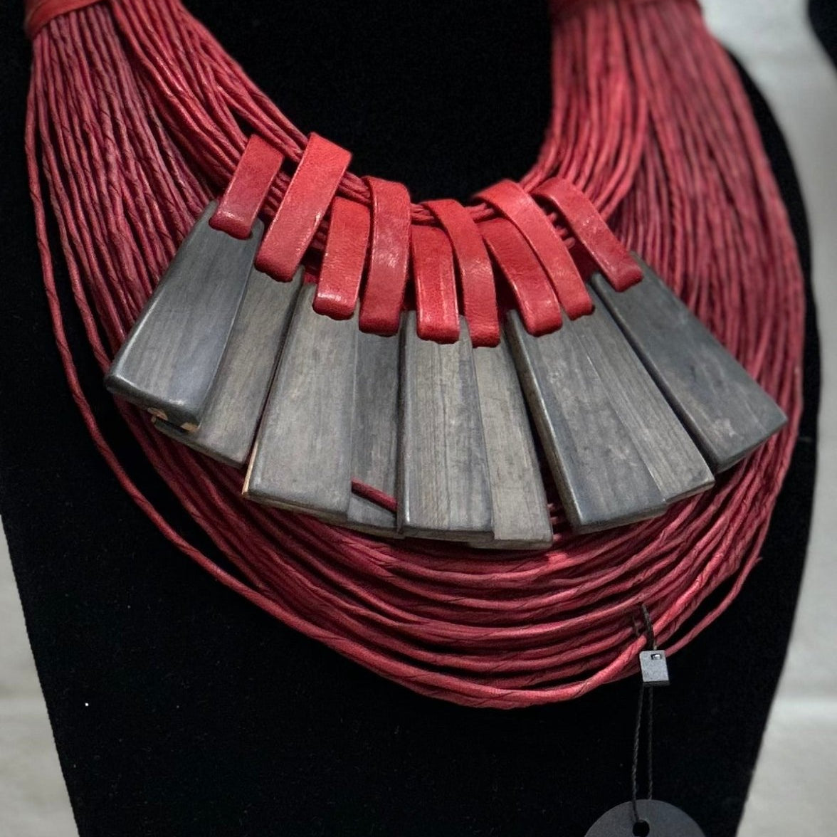 Kaya Regal Ebony Necklace - Trufacebygrace