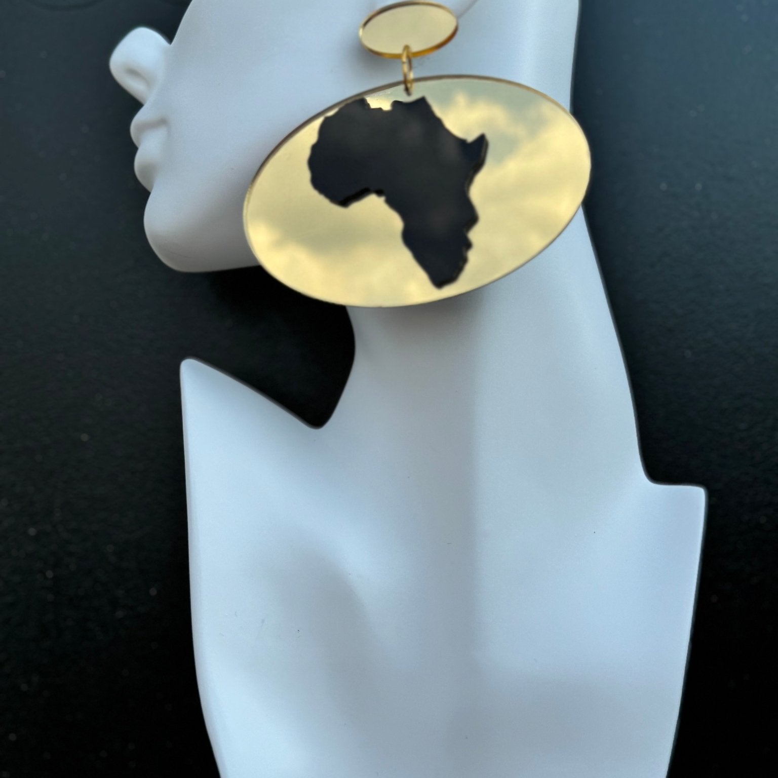 Kisasa Oval Resin Africa Map Earrings - Trufacebygrace