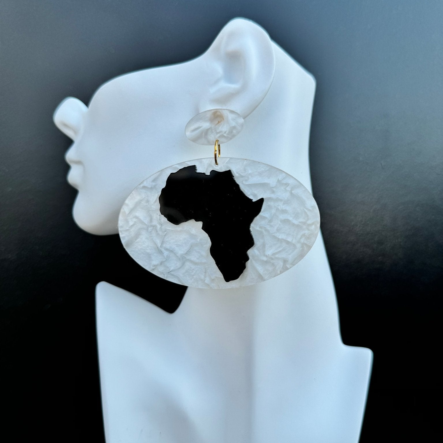 Kisasa Oval Resin Africa Map Earrings - Trufacebygrace