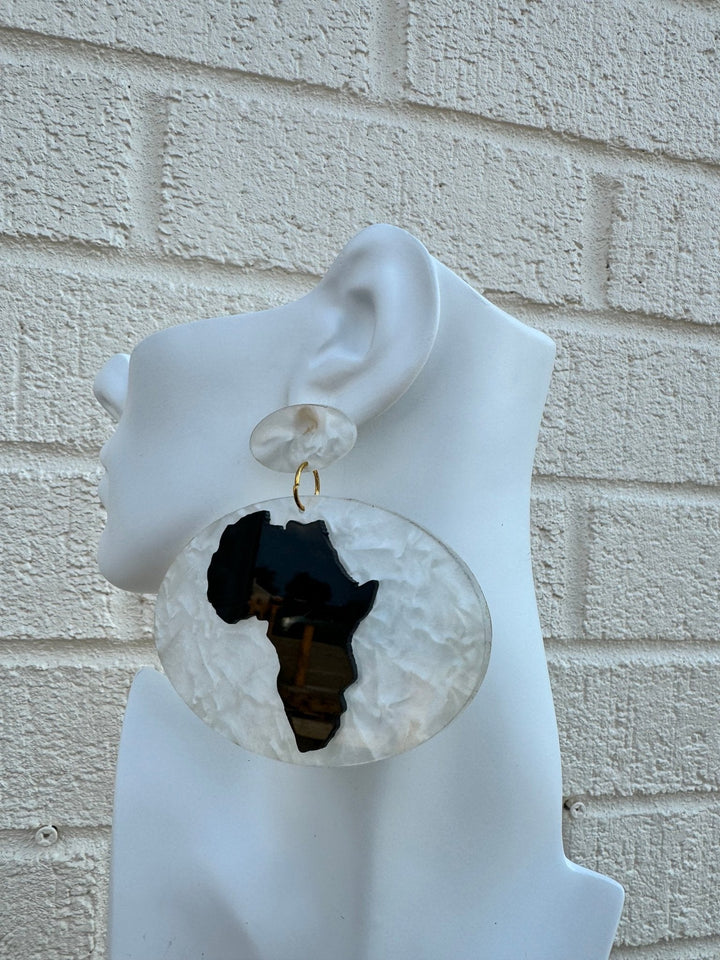 Kisasa Oval Resin Africa Map Earrings - Trufacebygrace