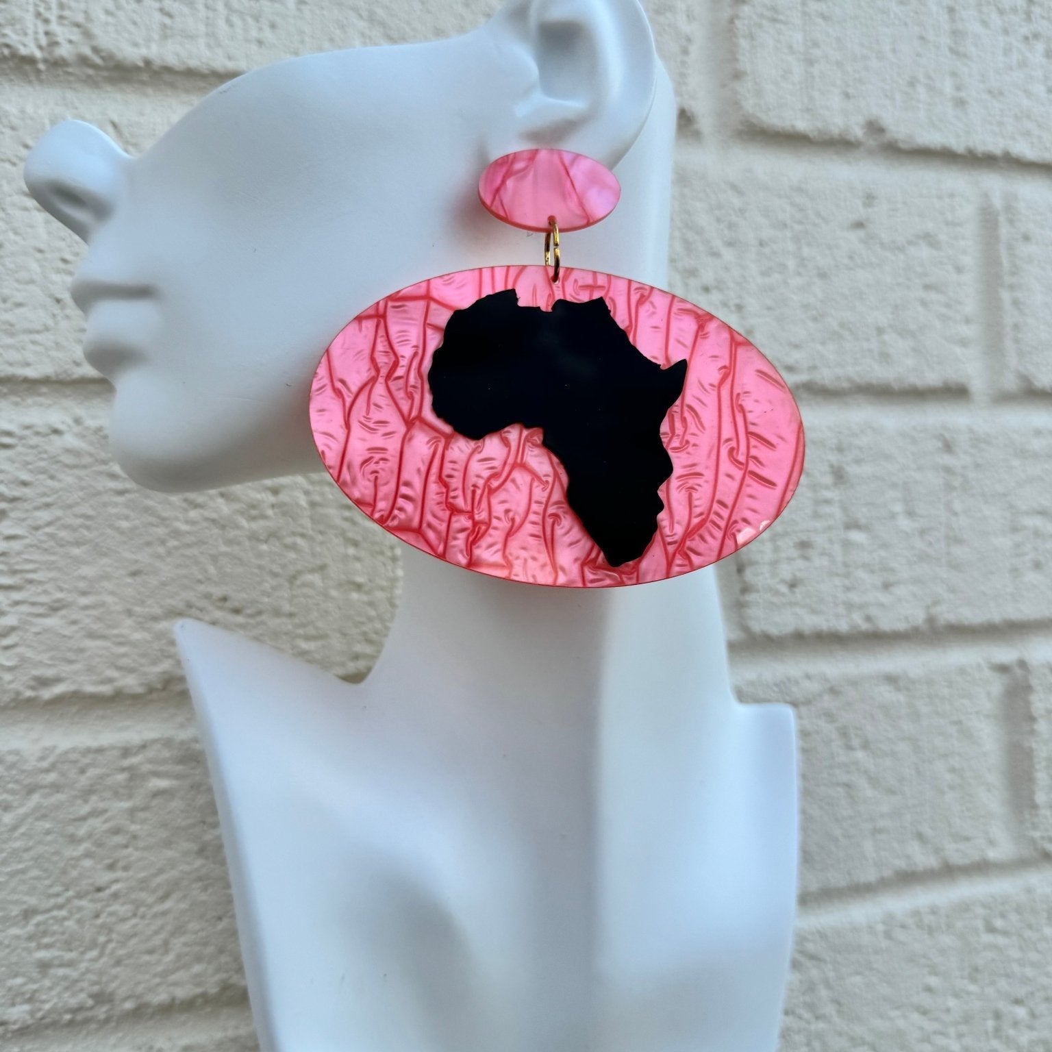 Kisasa Oval Resin Africa Map Earrings - Trufacebygrace