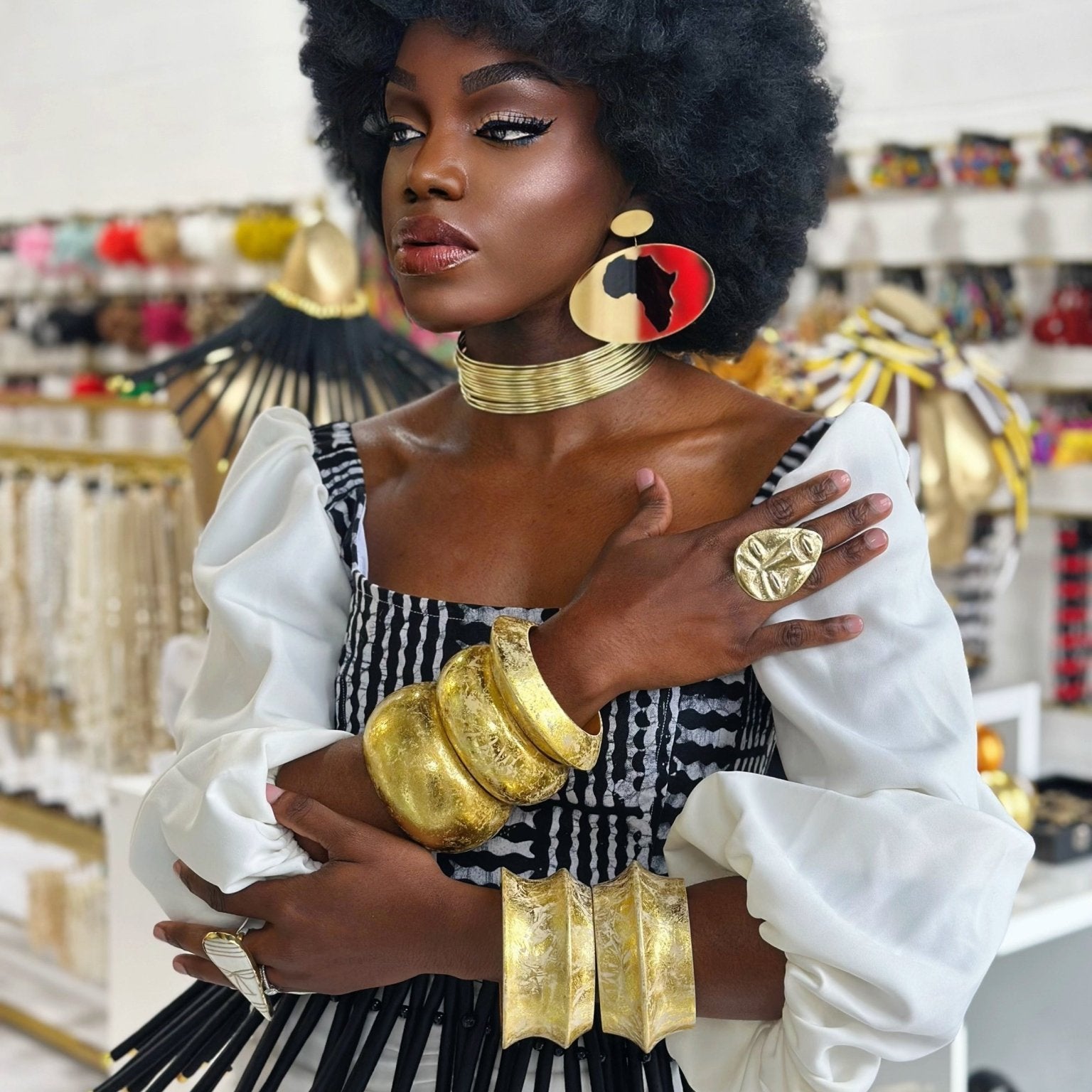 Kisasa Oval Resin Africa Map Earrings - Trufacebygrace