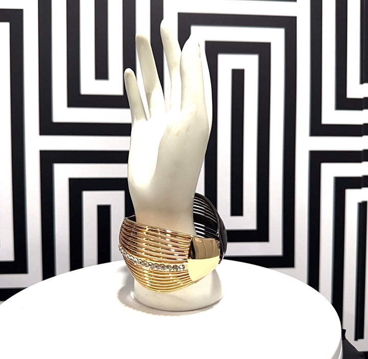 Lined Metal Chunky Bracelet - Trufacebygrace