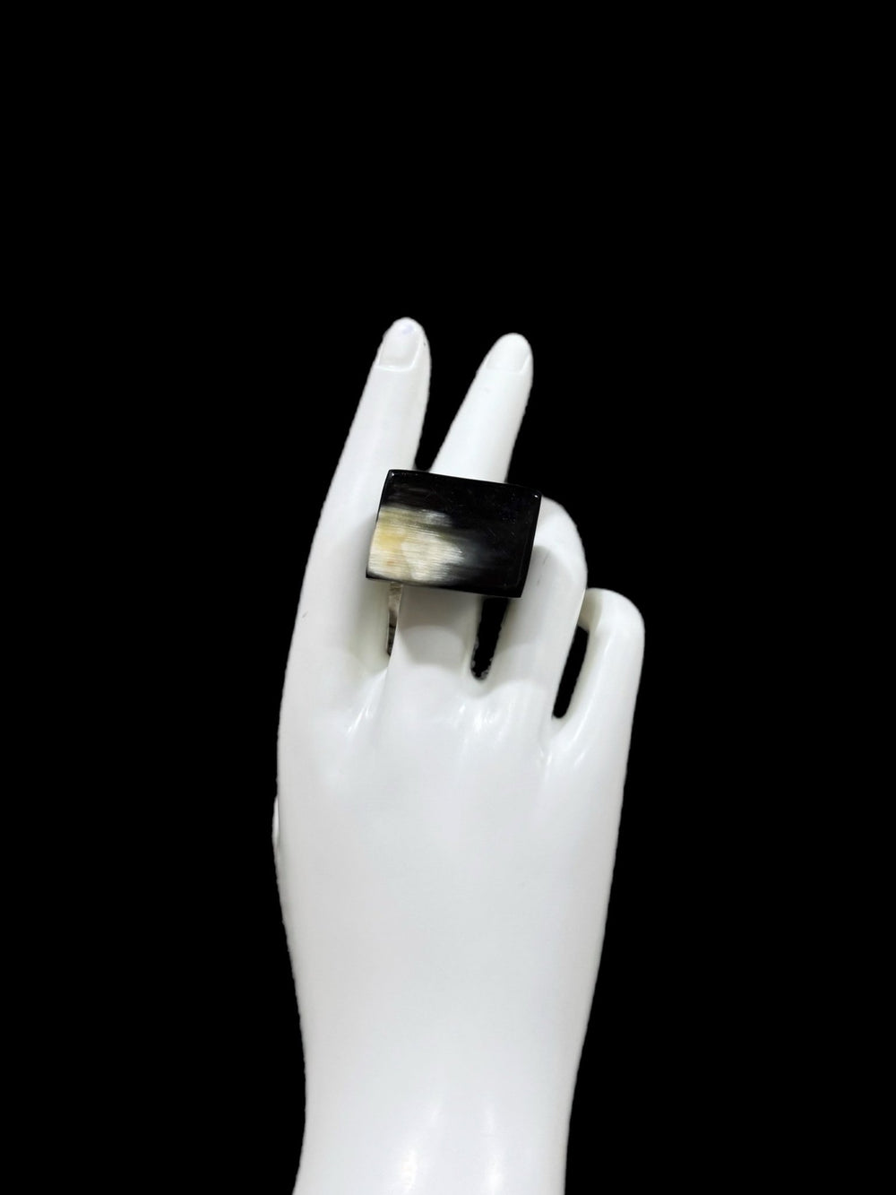 Mini Horn Edge Rectangle Rings - Trufacebygrace
