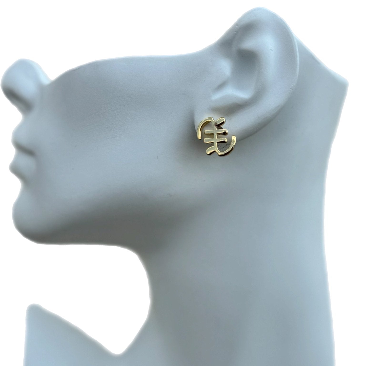 Minimalist Gold Stud Earrings - Trufacebygrace