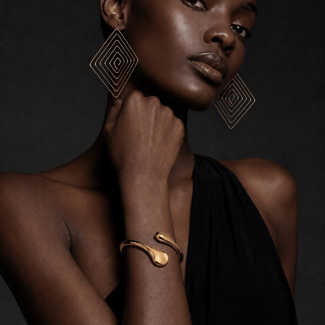 Nkyinkyim Spiral Frame Earrings - Trufacebygrace