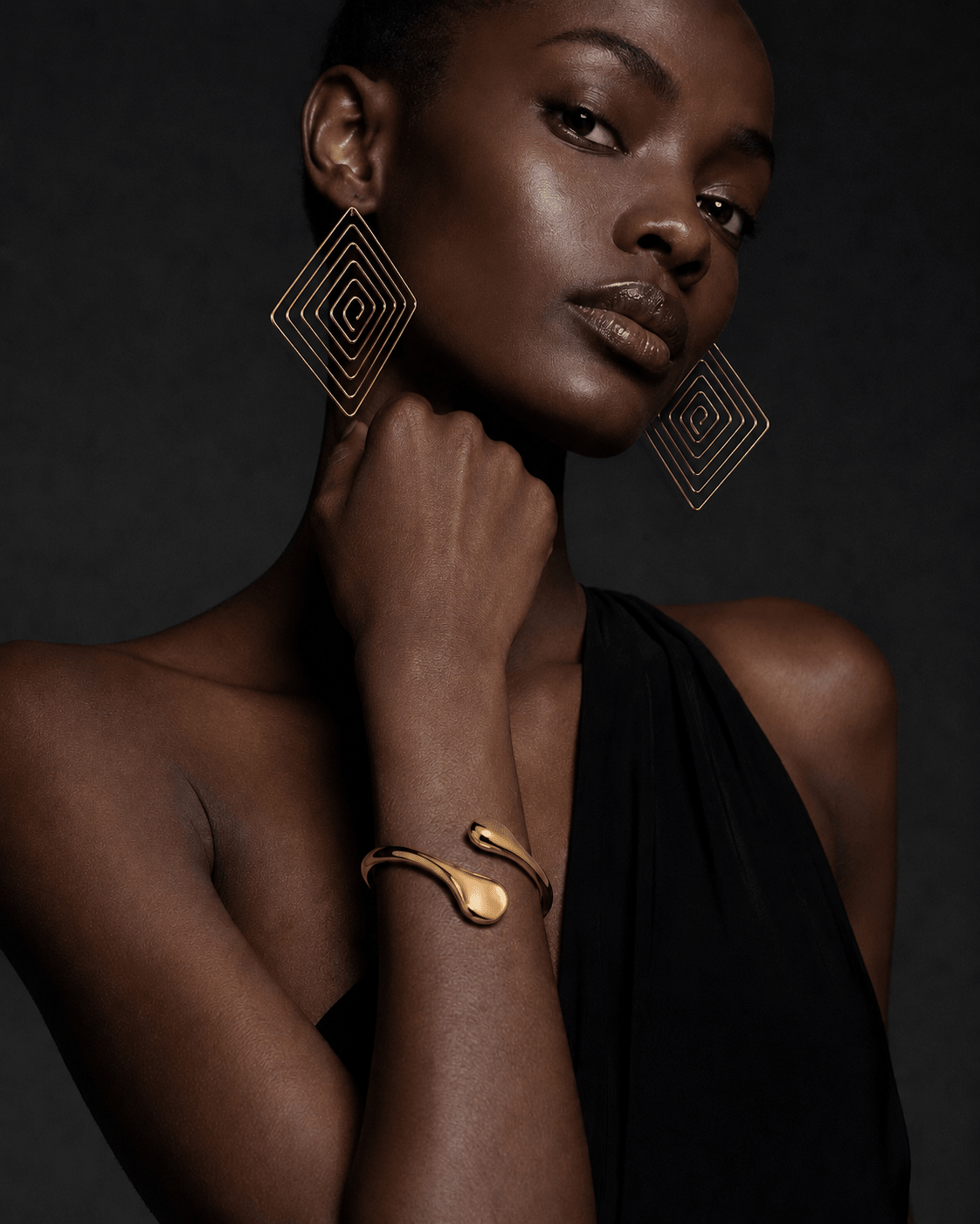 Nkyinkyim Spiral Frame Earrings - Trufacebygrace